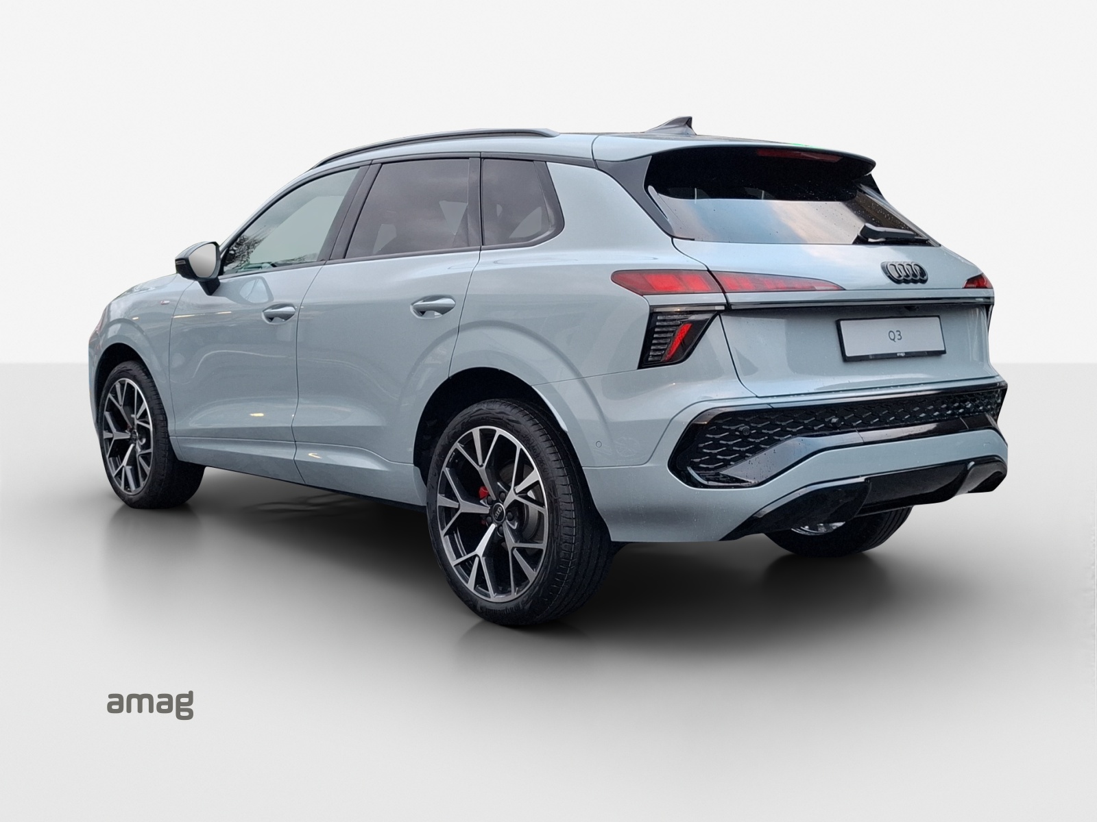 AUDI Q3 SUV 110 kW TFSI S tronic-showroom-element-2