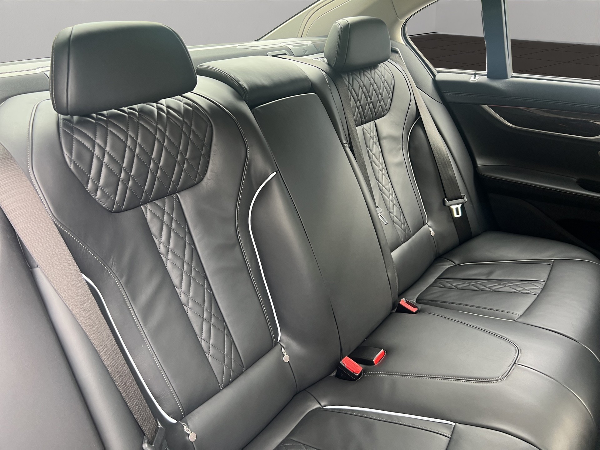 BMW 730d xDrive Steptronic-image-21