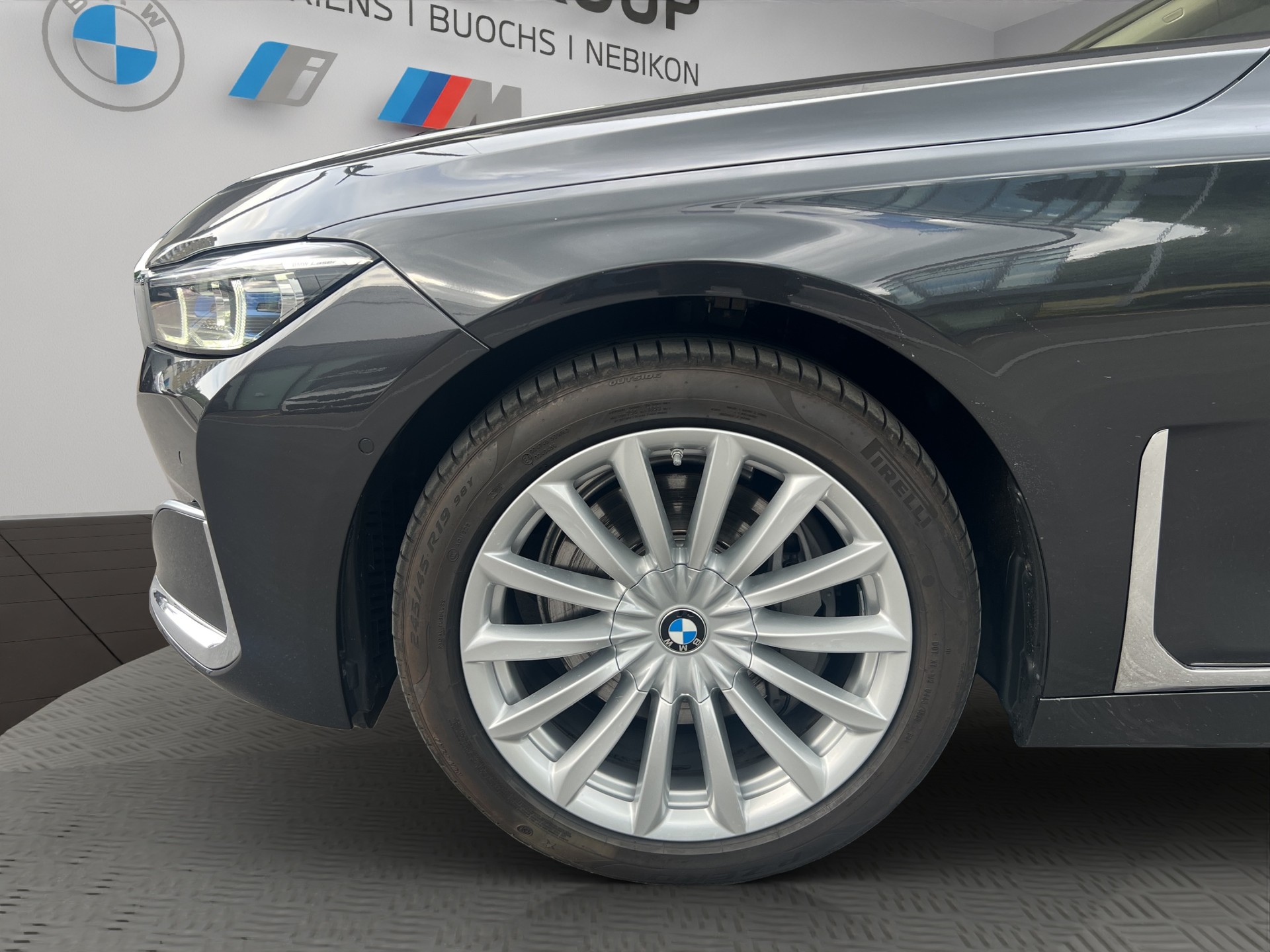 BMW 730d xDrive Steptronic-image-8