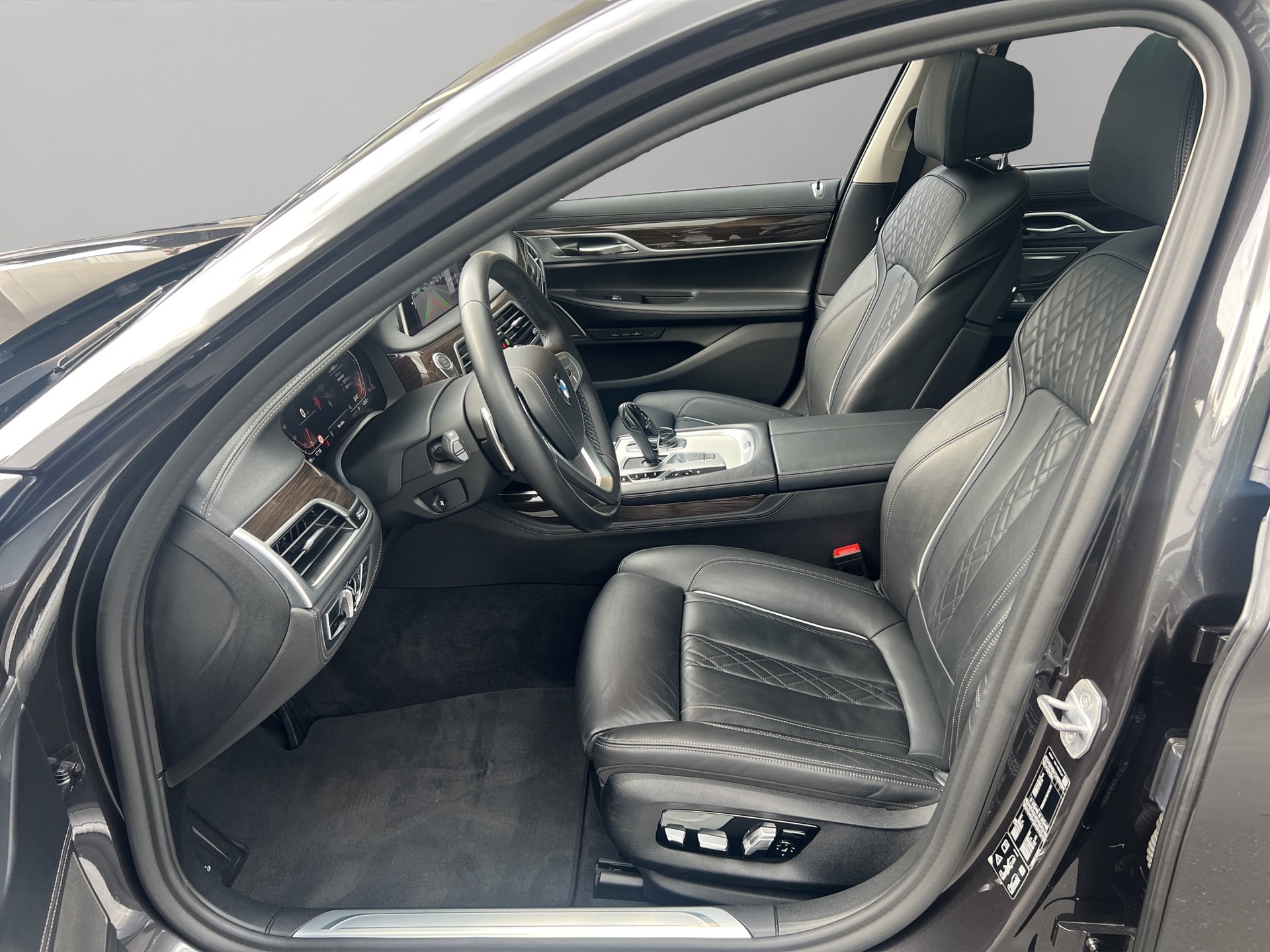 BMW 730d xDrive Steptronic-image-10