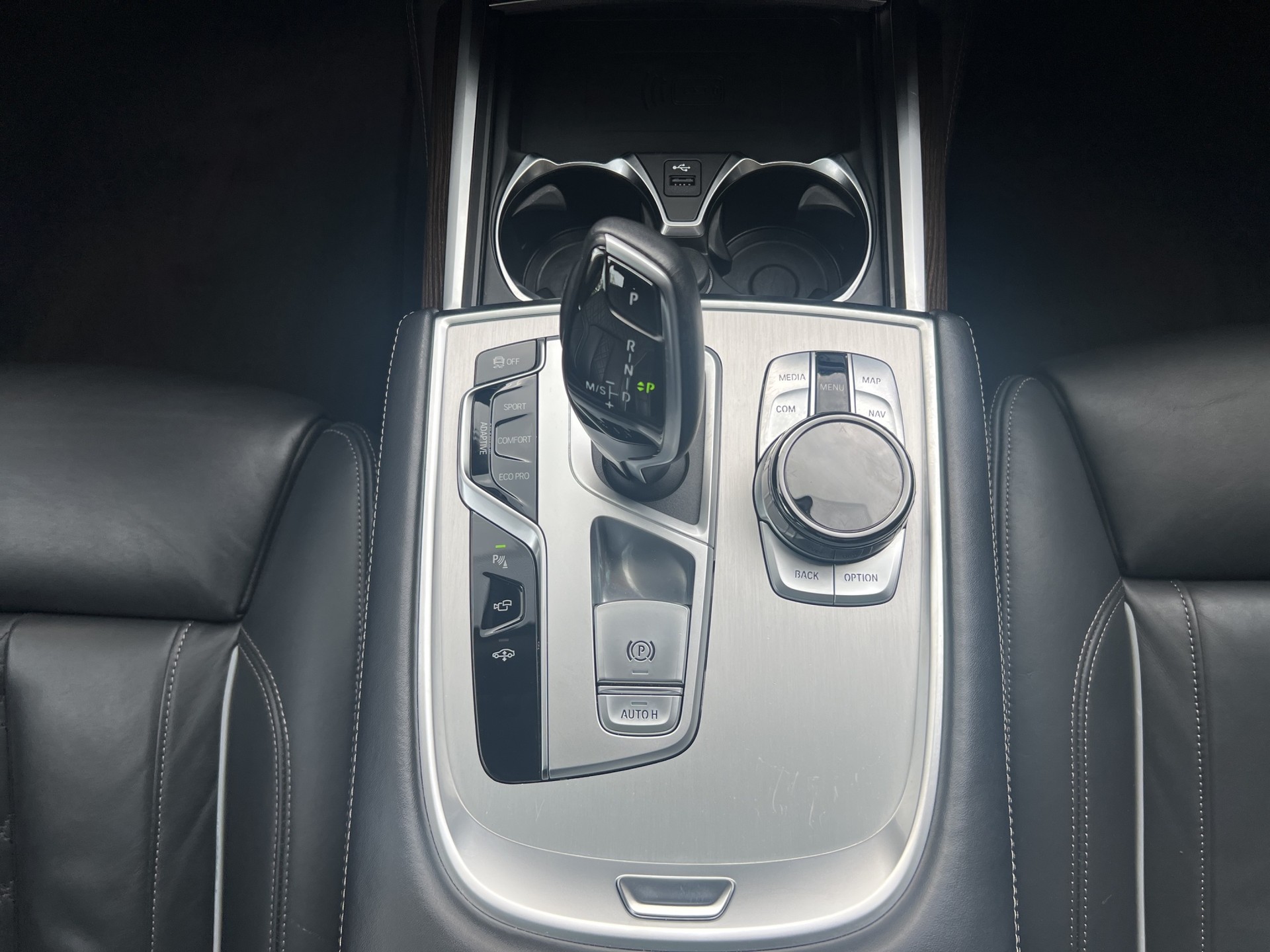 BMW 730d xDrive Steptronic-image-16