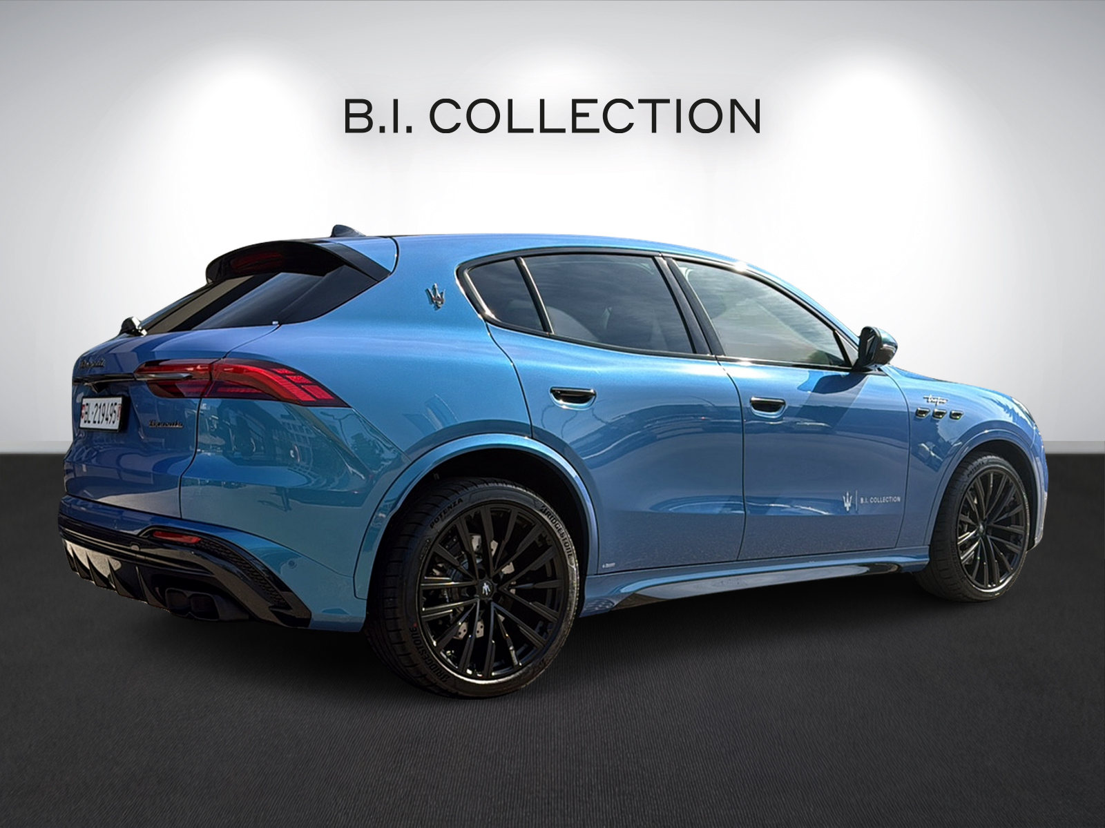 MASERATI GRECALE TROFEO 3.0 V6 FUORISERIE DARK AURORA BOREALE-image-2