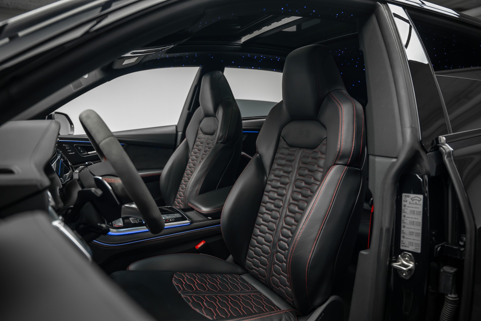AUDI * RSQ8 * TOP ZUSTAND * TOP AUSSTATTUNG * NEUPREIS ÜBER 224000.- * LEASING AB 640.- *-image-14