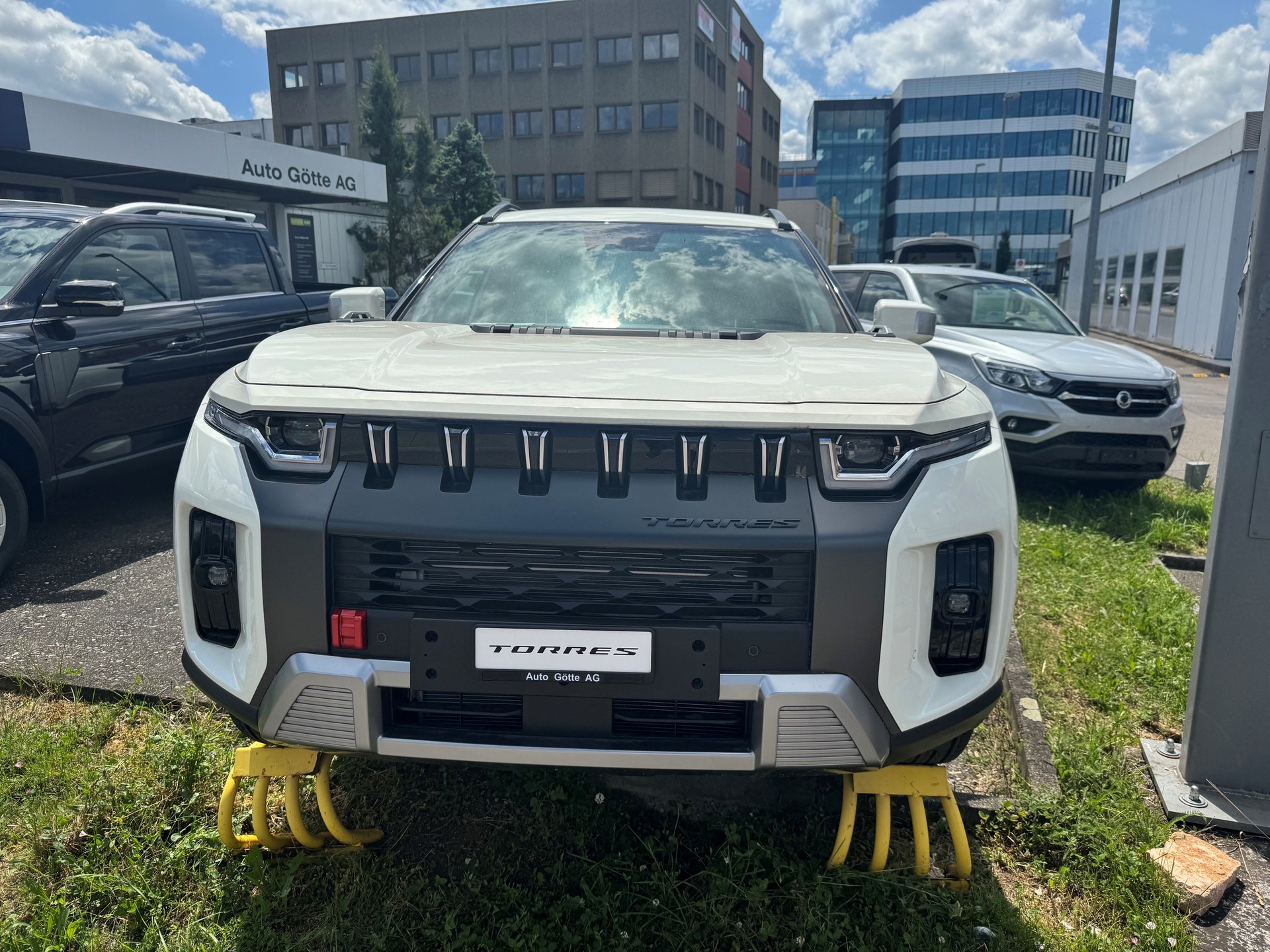 KGM-SsangYong Torres 1.5 TGDI Hybrid Platinum AT-showroom-element-2