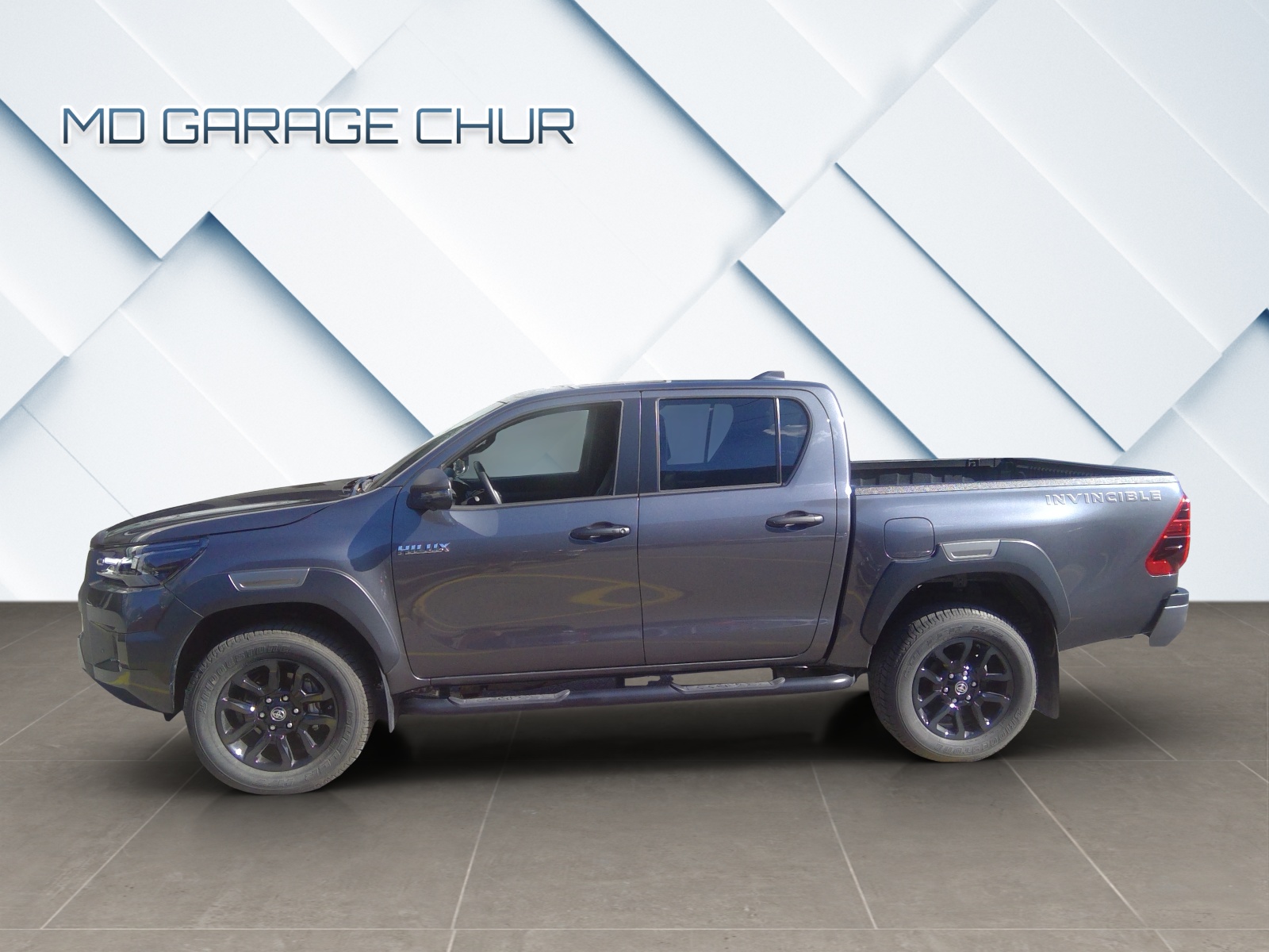 TOYOTA Hilux 2.8D-4D Invincible Double Cab 4x4 A-showroom-element-2