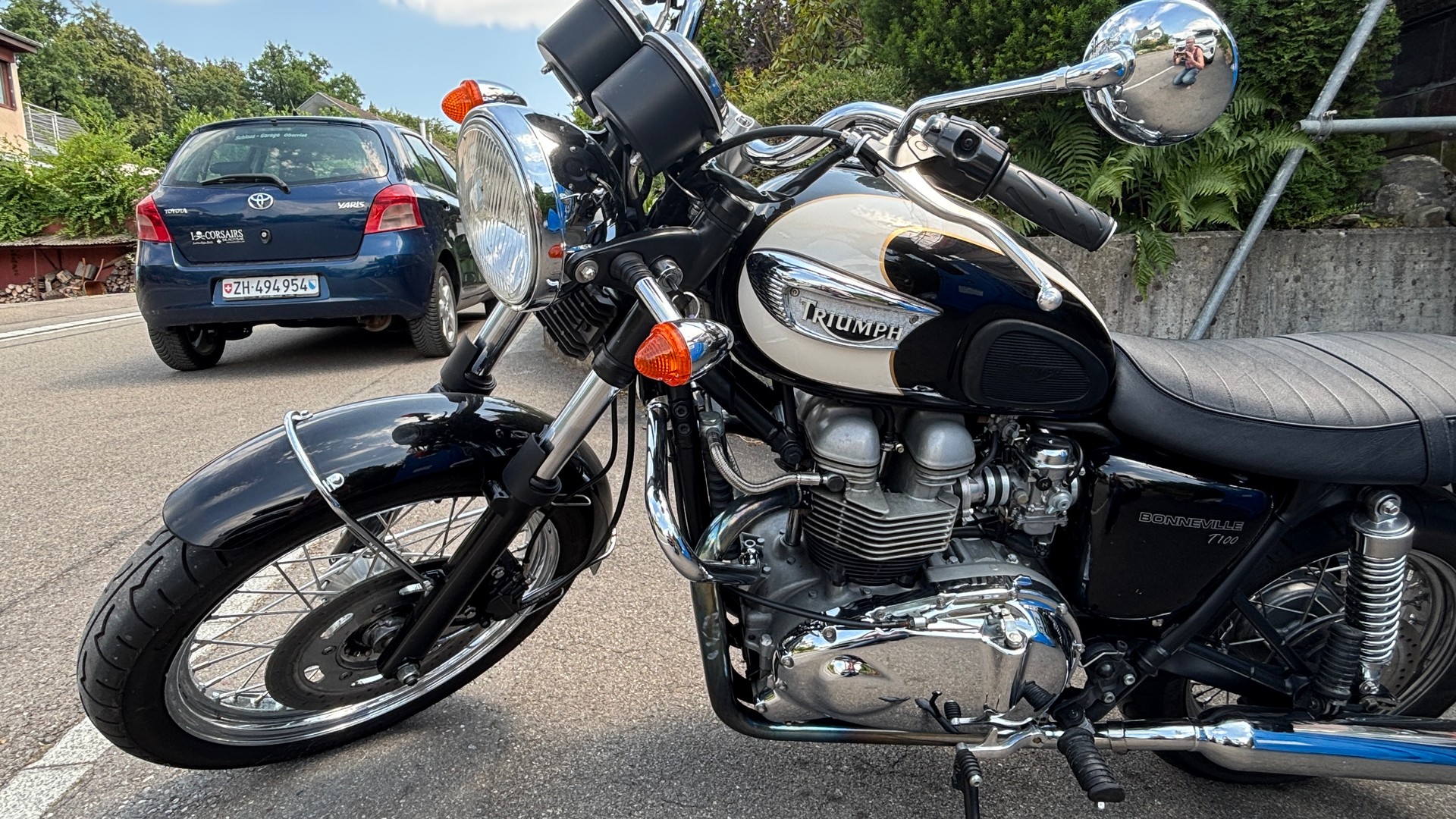 TRIUMPH Bonneville 900 T100-image-0