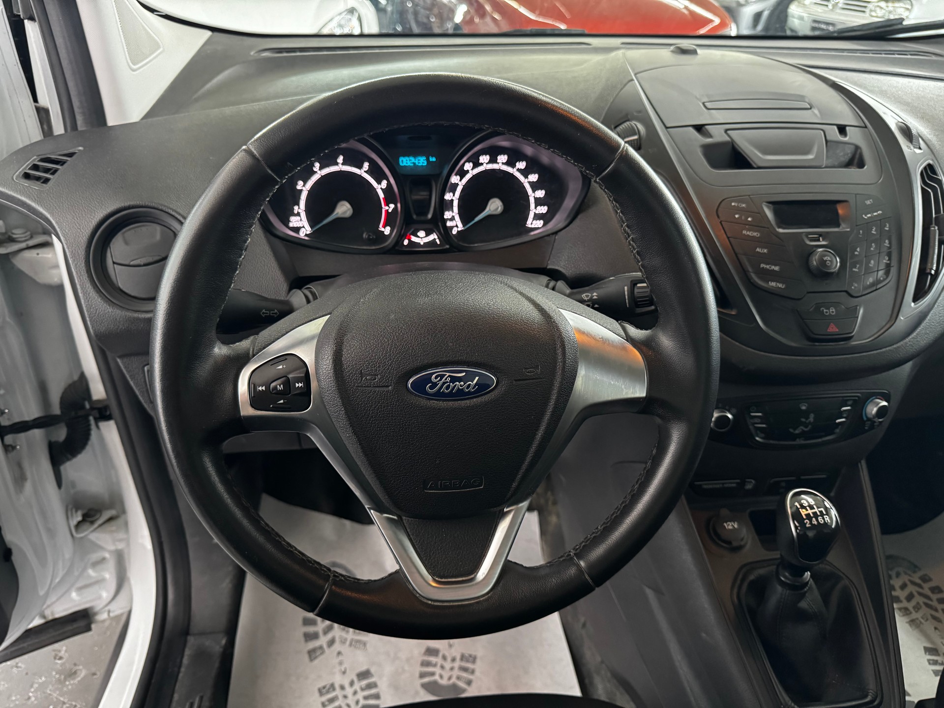 FORD Transit Courier Van 1.0 EcoBoost Basis-image-15