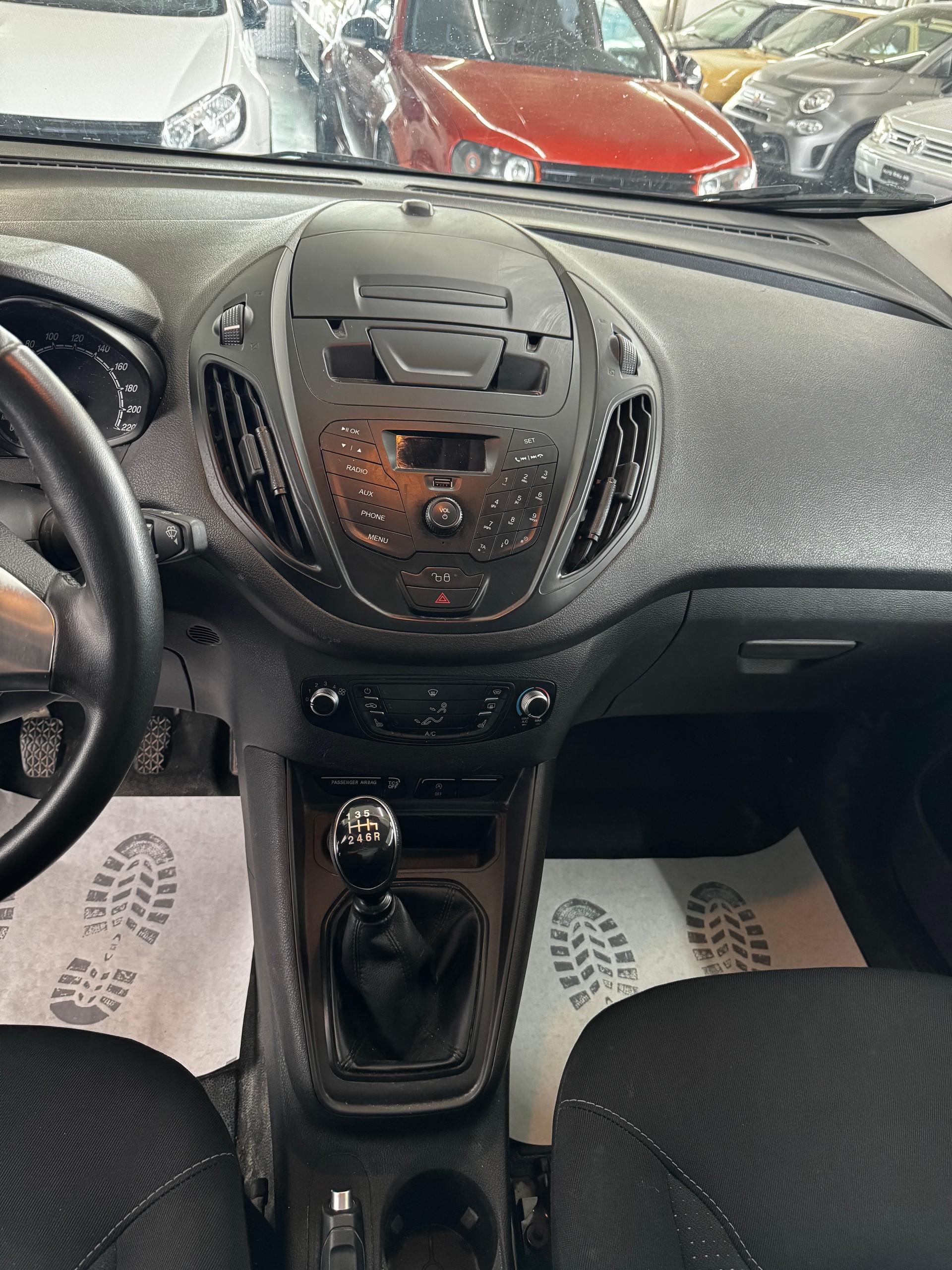 FORD Transit Courier Van 1.0 EcoBoost Basis-image-14