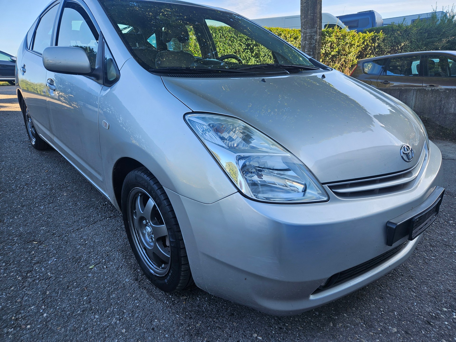 TOYOTA Prius 1.5 16V Hybrid