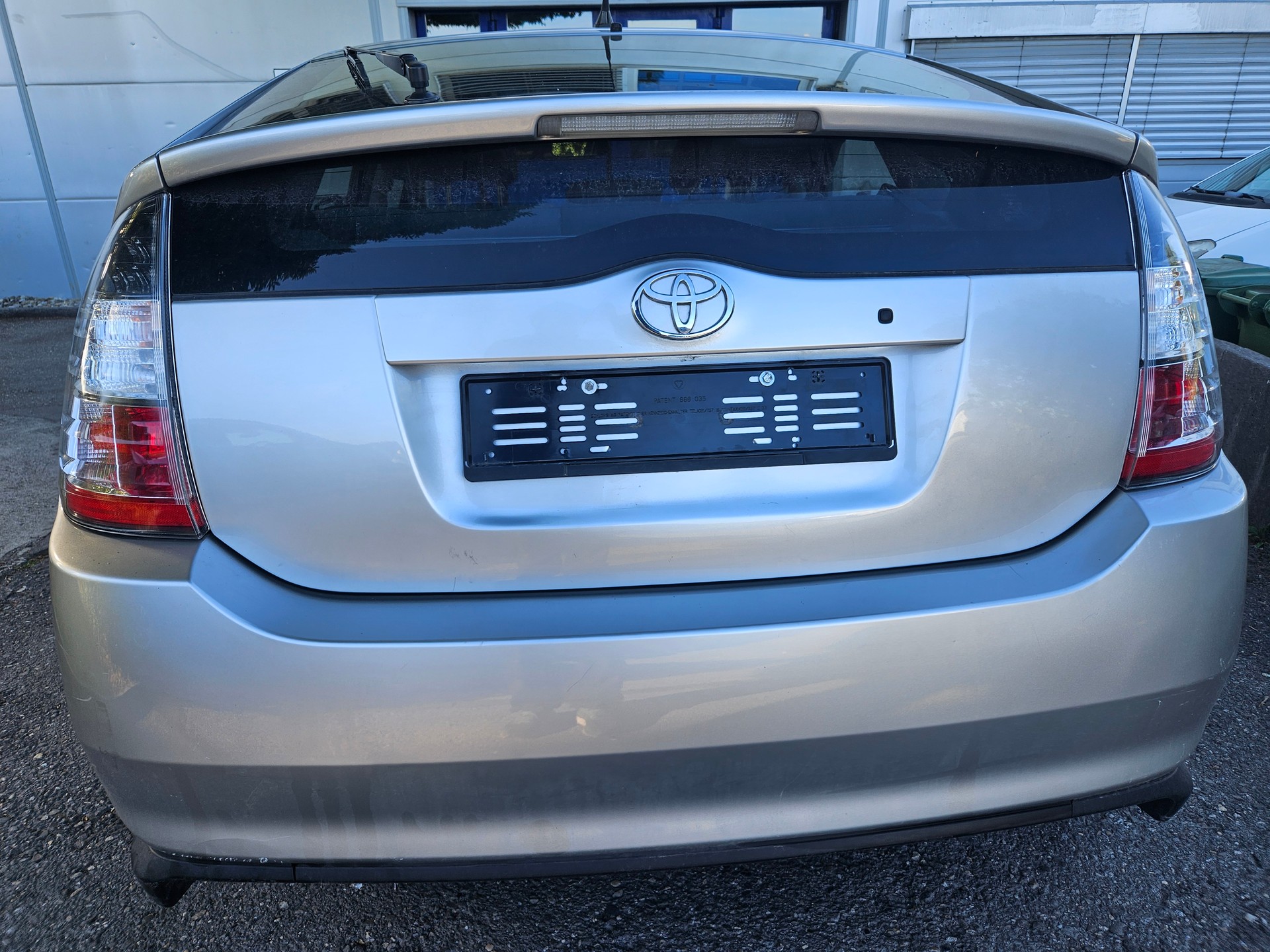 TOYOTA Prius 1.5 16V Hybrid-image-6