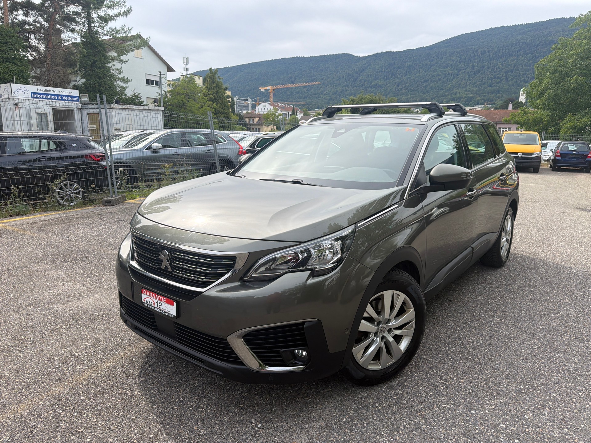 PEUGEOT 5008 1.5 BlueHDi Business Line ETA * 07x Sitze * Gr. Navi * Klima-auto * PDC V&H - RF-Kamera * Tempomat * Frisch Ab MFK *