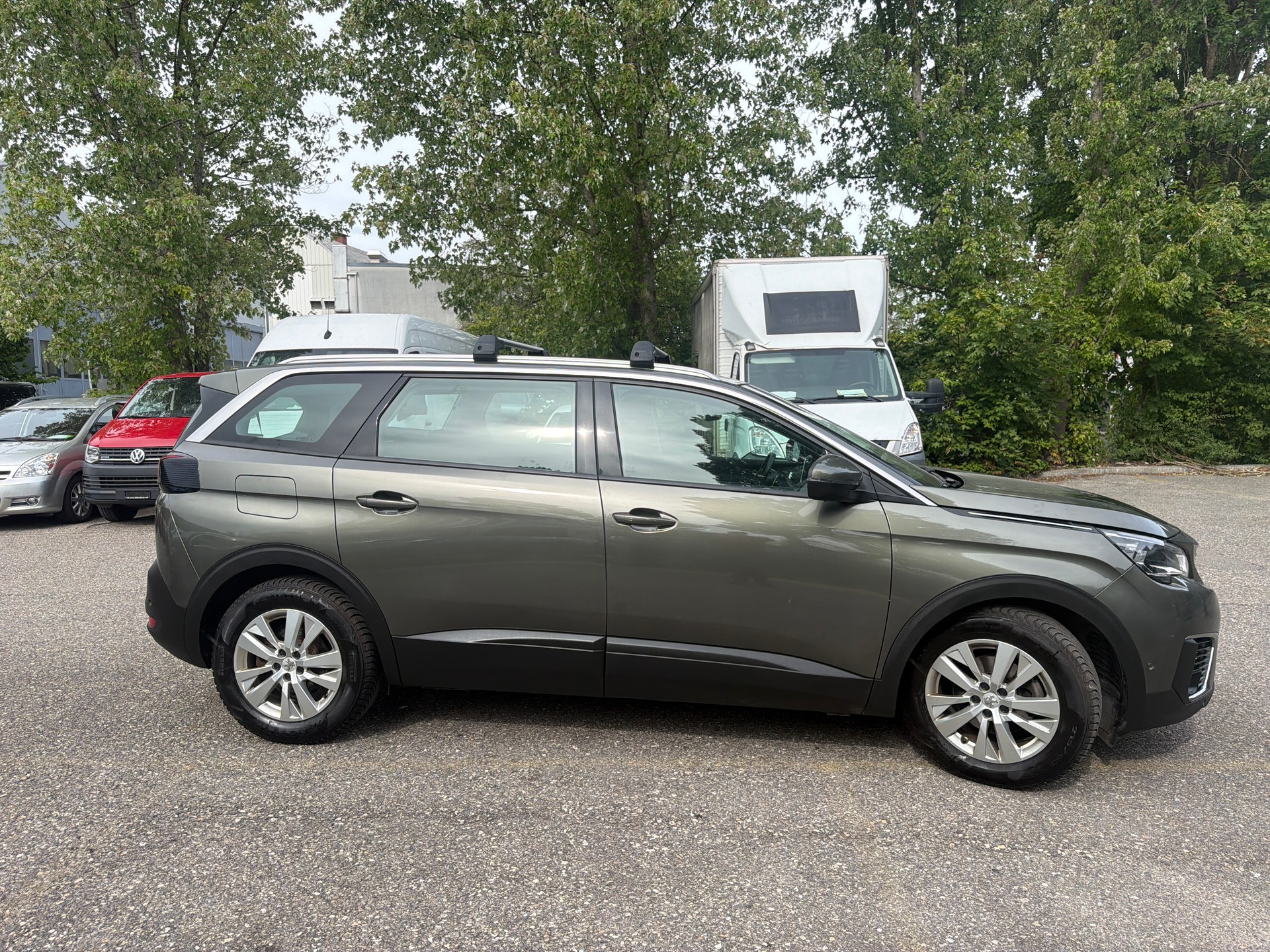 PEUGEOT 5008 1.5 BlueHDi Business Line ETA * 07x Sitze * Gr. Navi * Klima-auto * PDC V&H - RF-Kamera * Tempomat * Frisch Ab MFK *-image-4