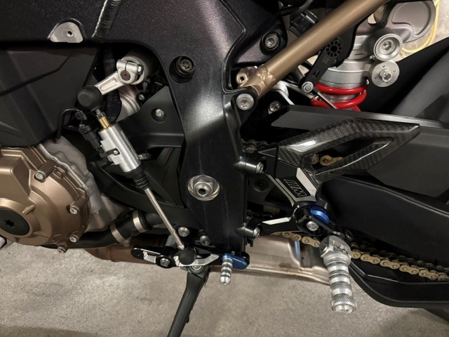 BMW S 1000 R M-image-3
