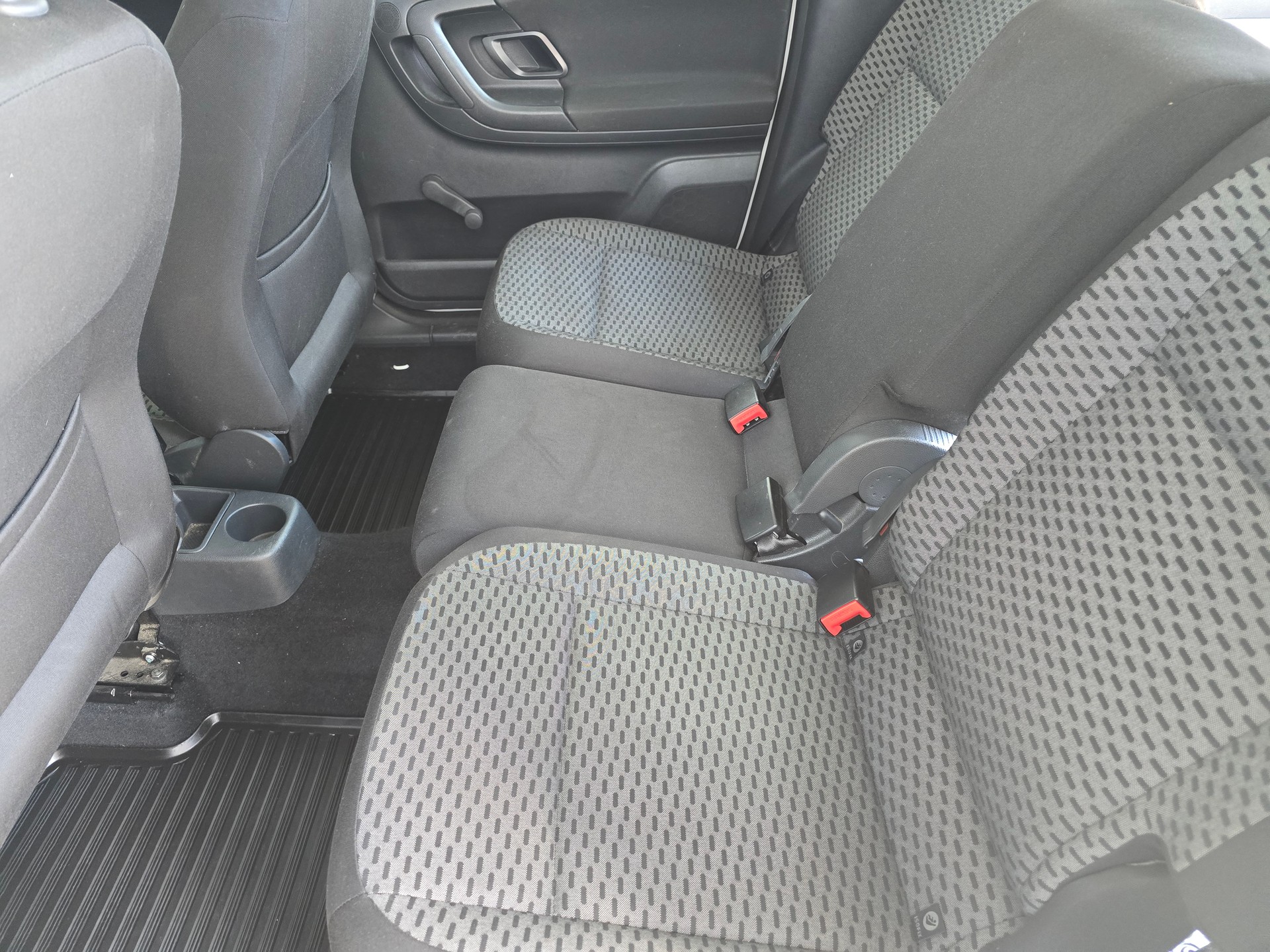 SKODA Roomster 1.2 TSI Ambition DSG-image-11