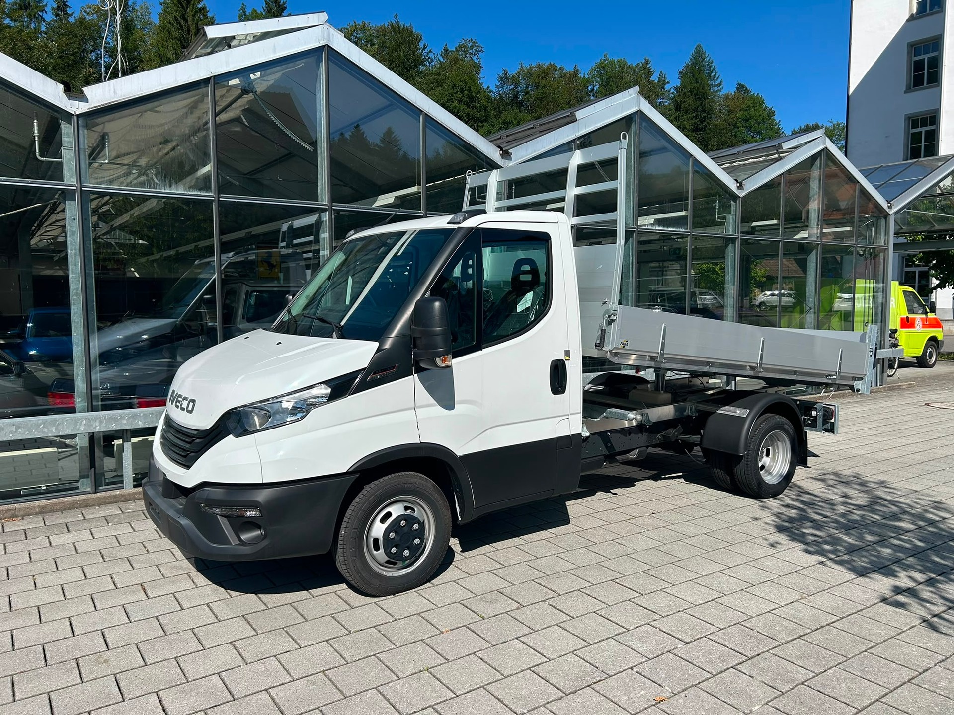 IVECO 35 C 16 H 3.0 A8 Kipper-showroom-element-1