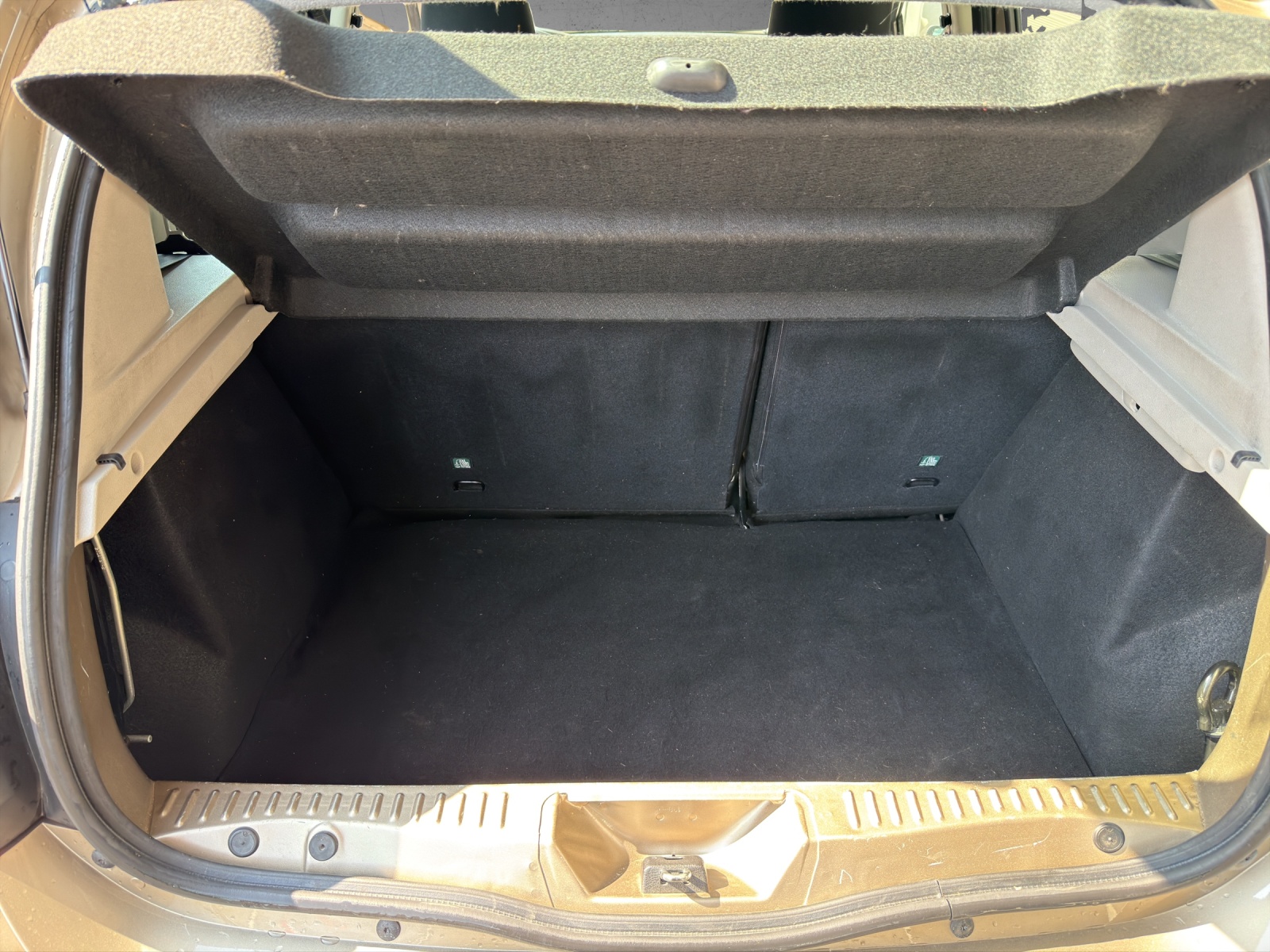 DACIA Sandero Tce 90 Stepway Automatic-image-12