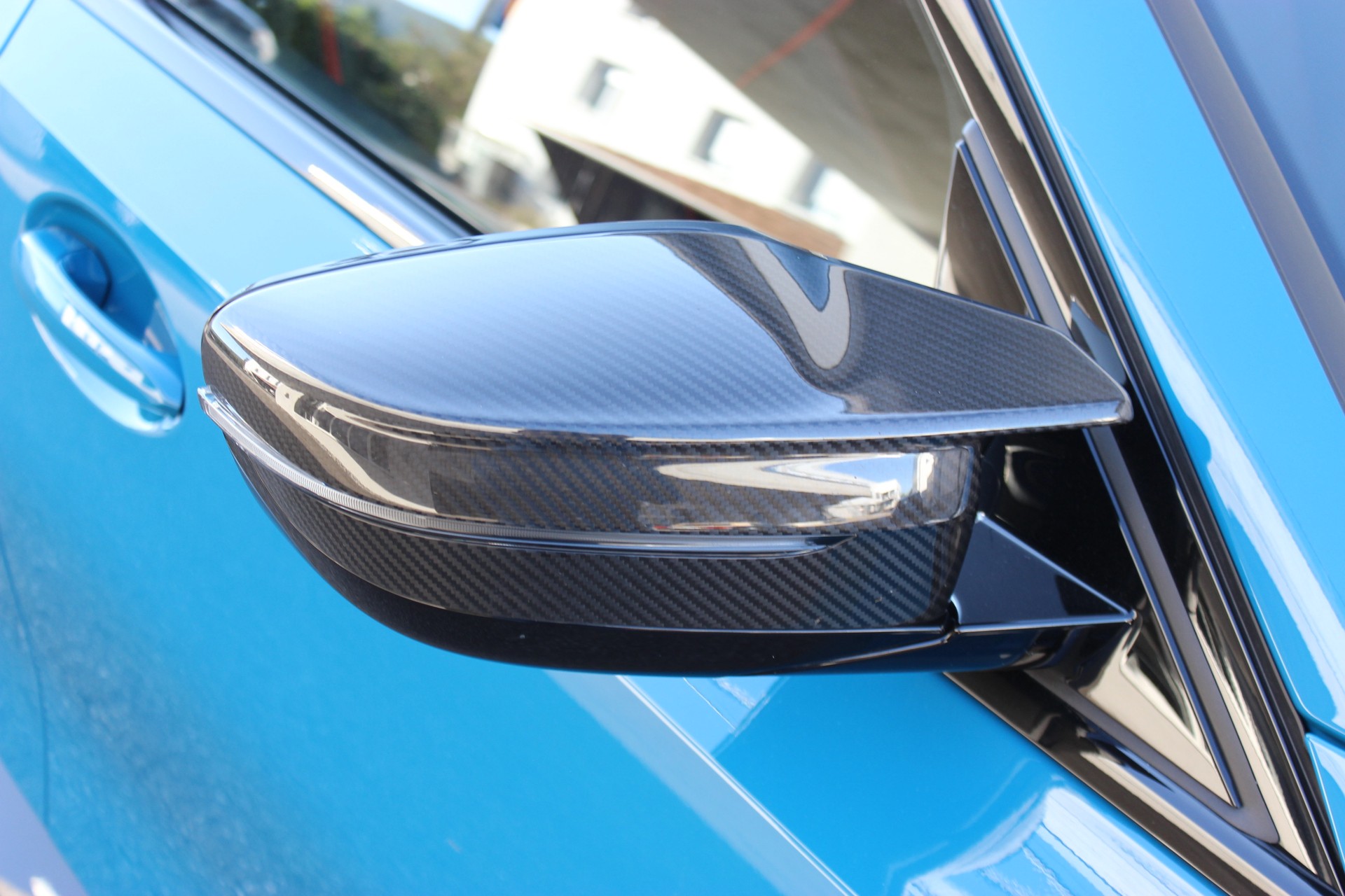 BMW M3 CS Touring Individual *LAGUNA SECA BLAU*-image-8