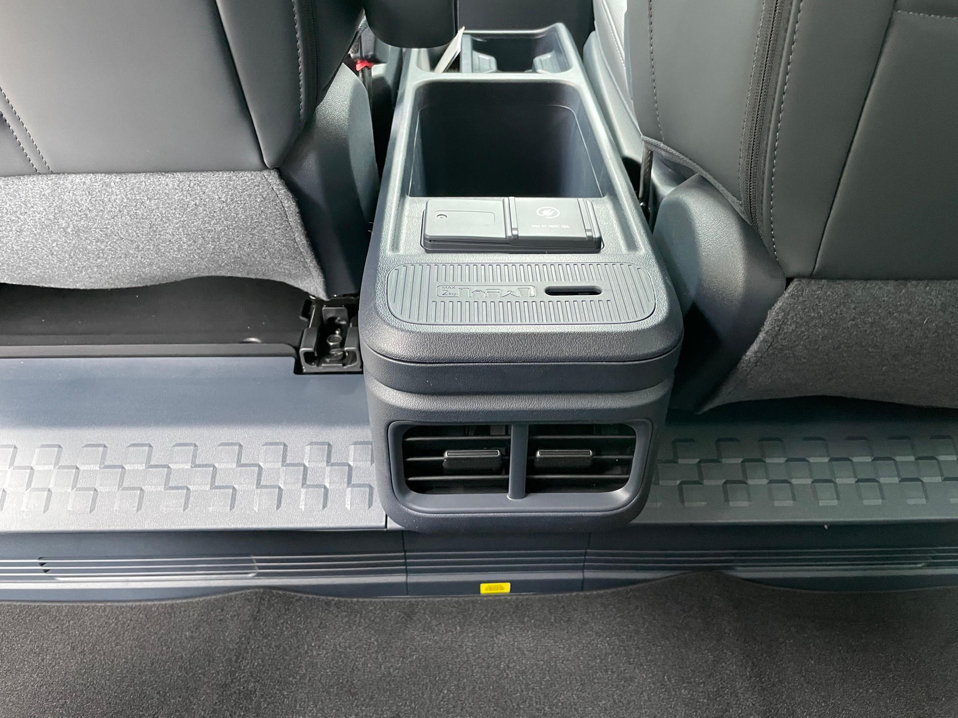 KIA PV5 71.2 kWh Elite-image-19