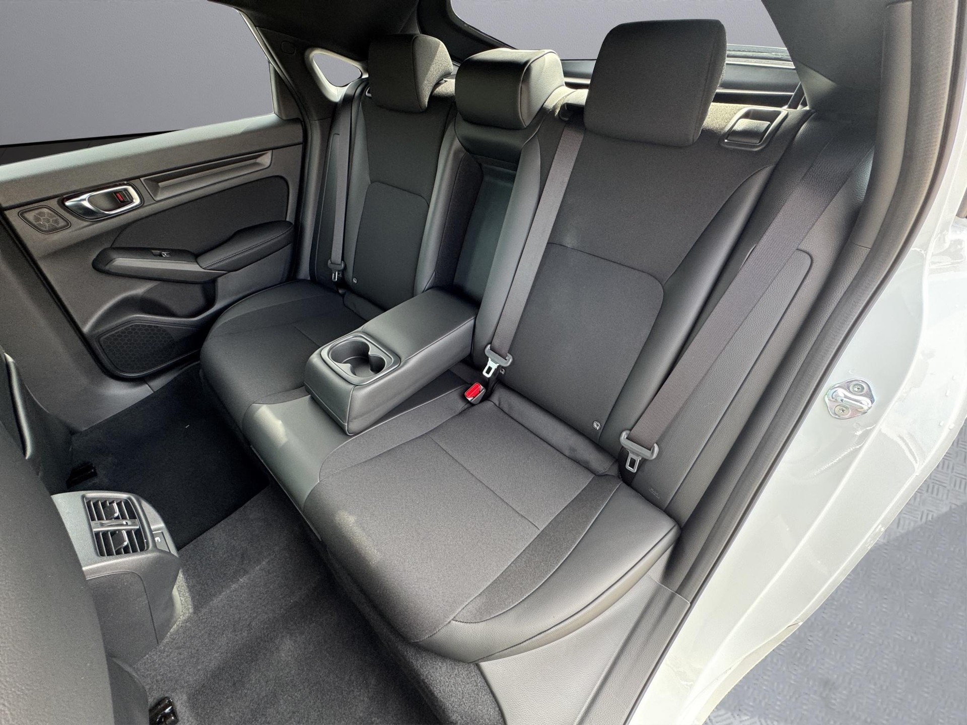 HONDA Civic 2.0 i-MMD Sport-image-17
