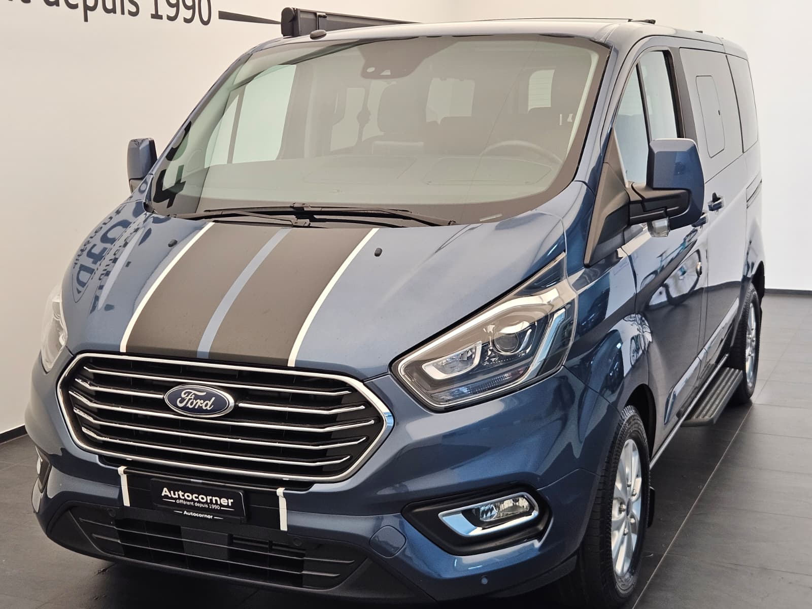 FORD Tourneo Custom 320 L1H1 Titanium-showroom-element-2