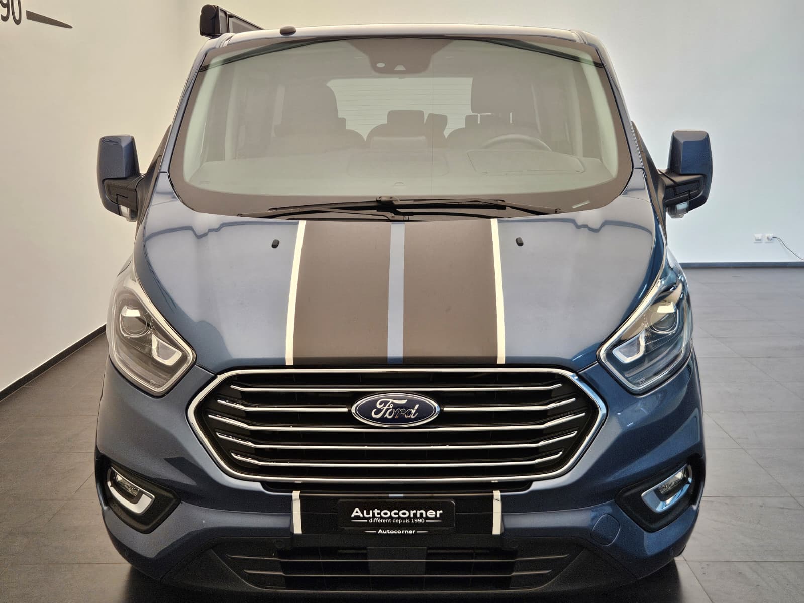 FORD Tourneo Custom 320 L1H1 Titanium-showroom-element-3