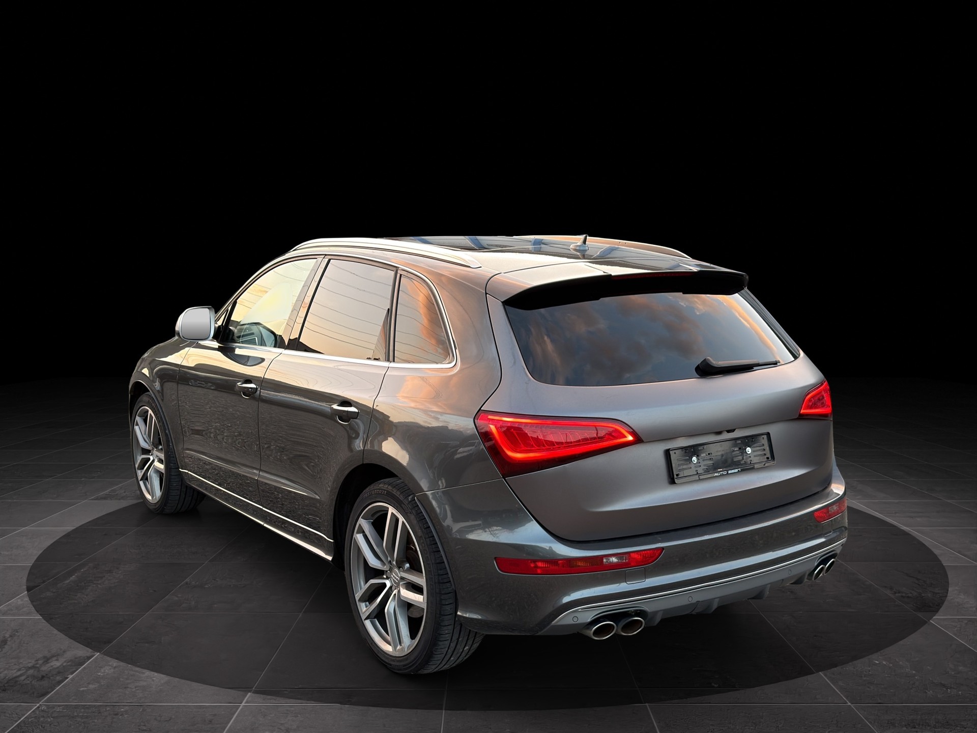 AUDI SQ5 3.0 TDI quattro tiptronic-showroom-element-3