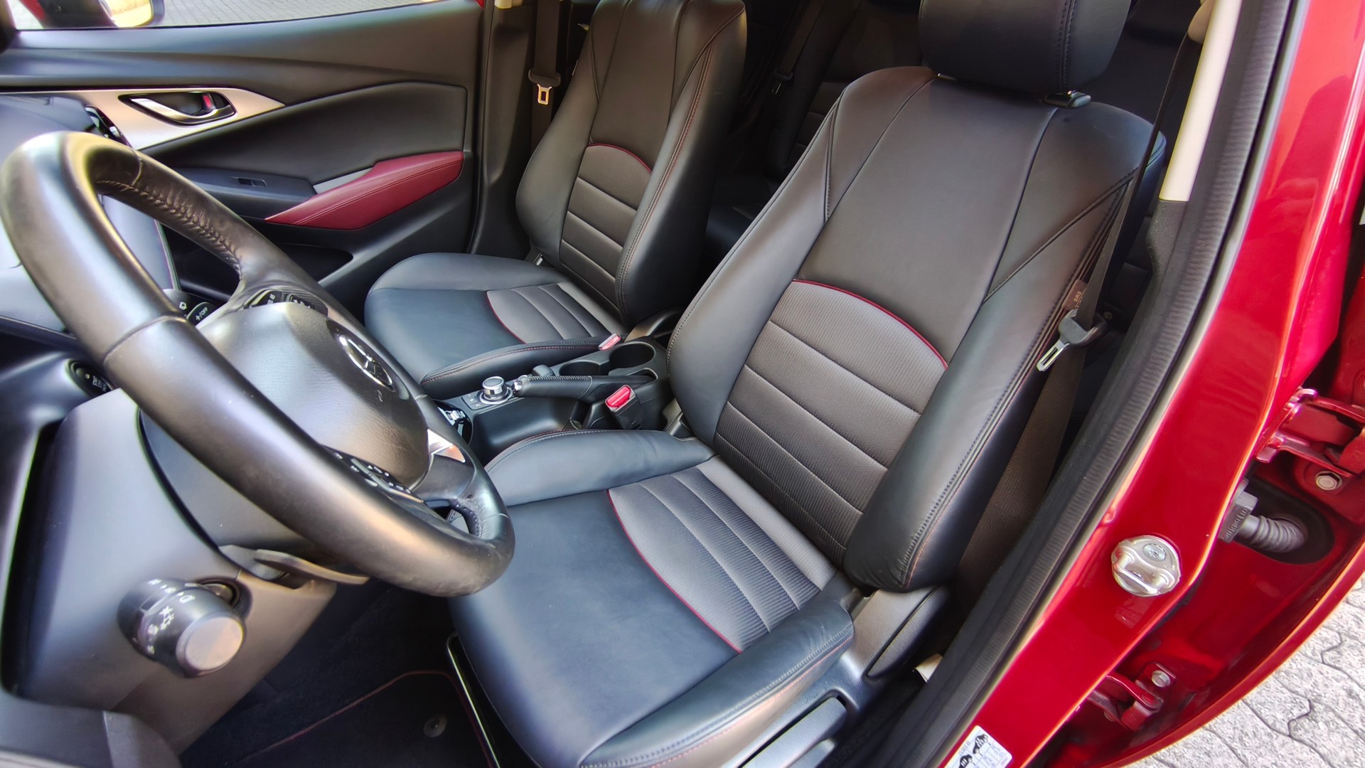 MAZDA CX-3 2.0 Revolution AWD Skyactiv Drive-image-8