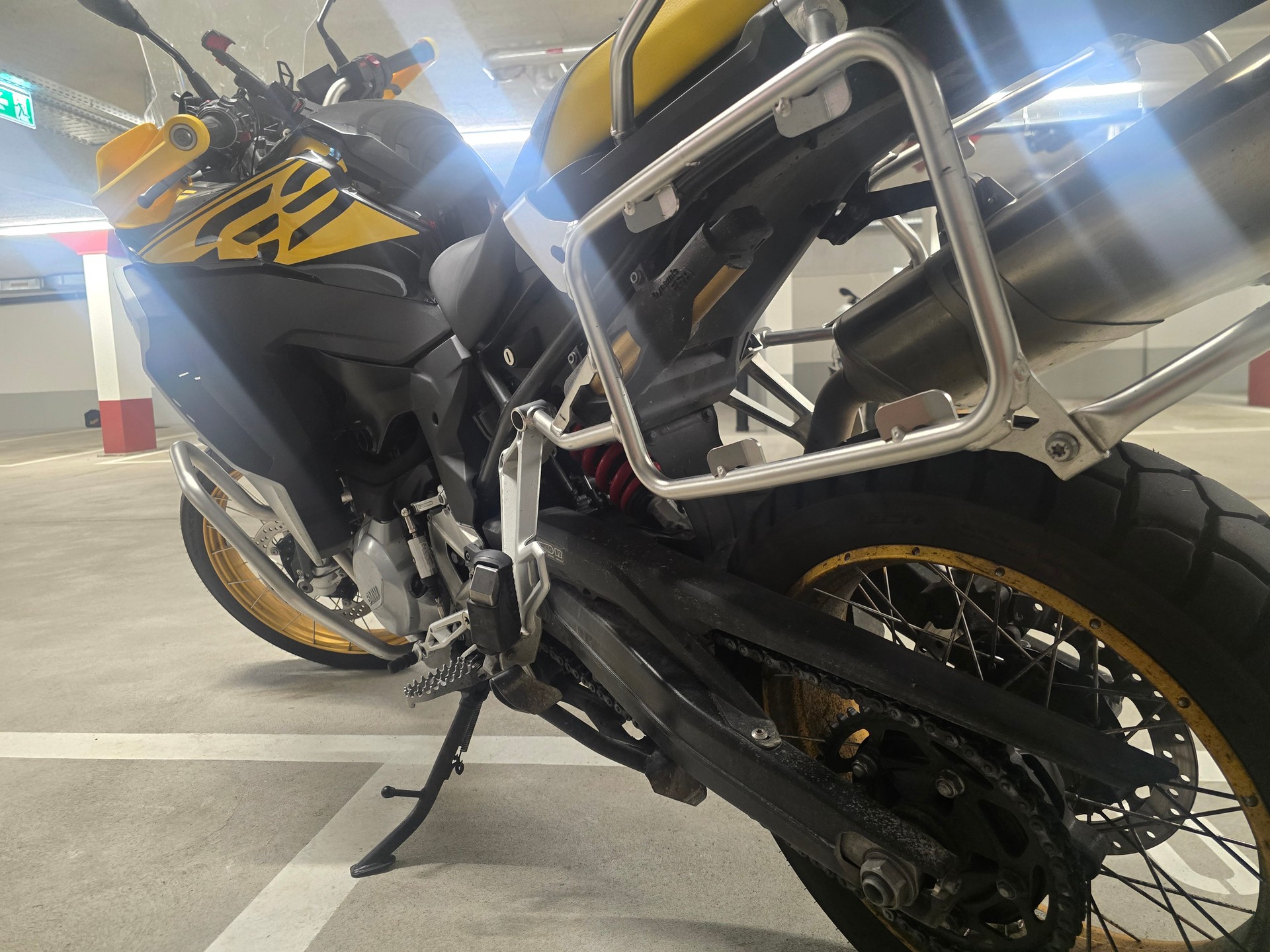BMW F 850 GS Adventure-image-1