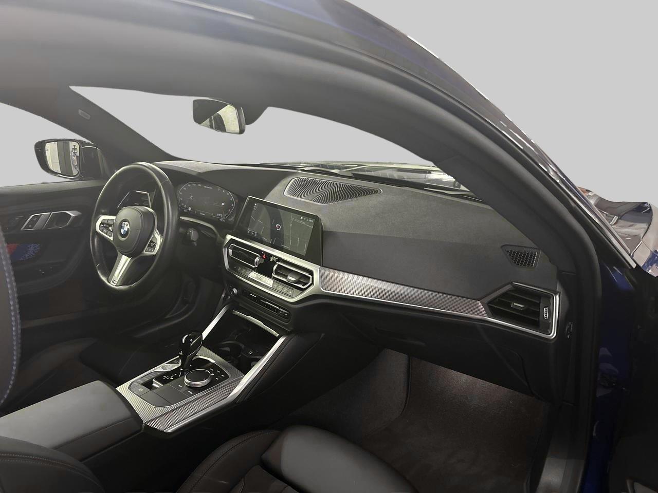 BMW M240i xDrive Coupé-image-10