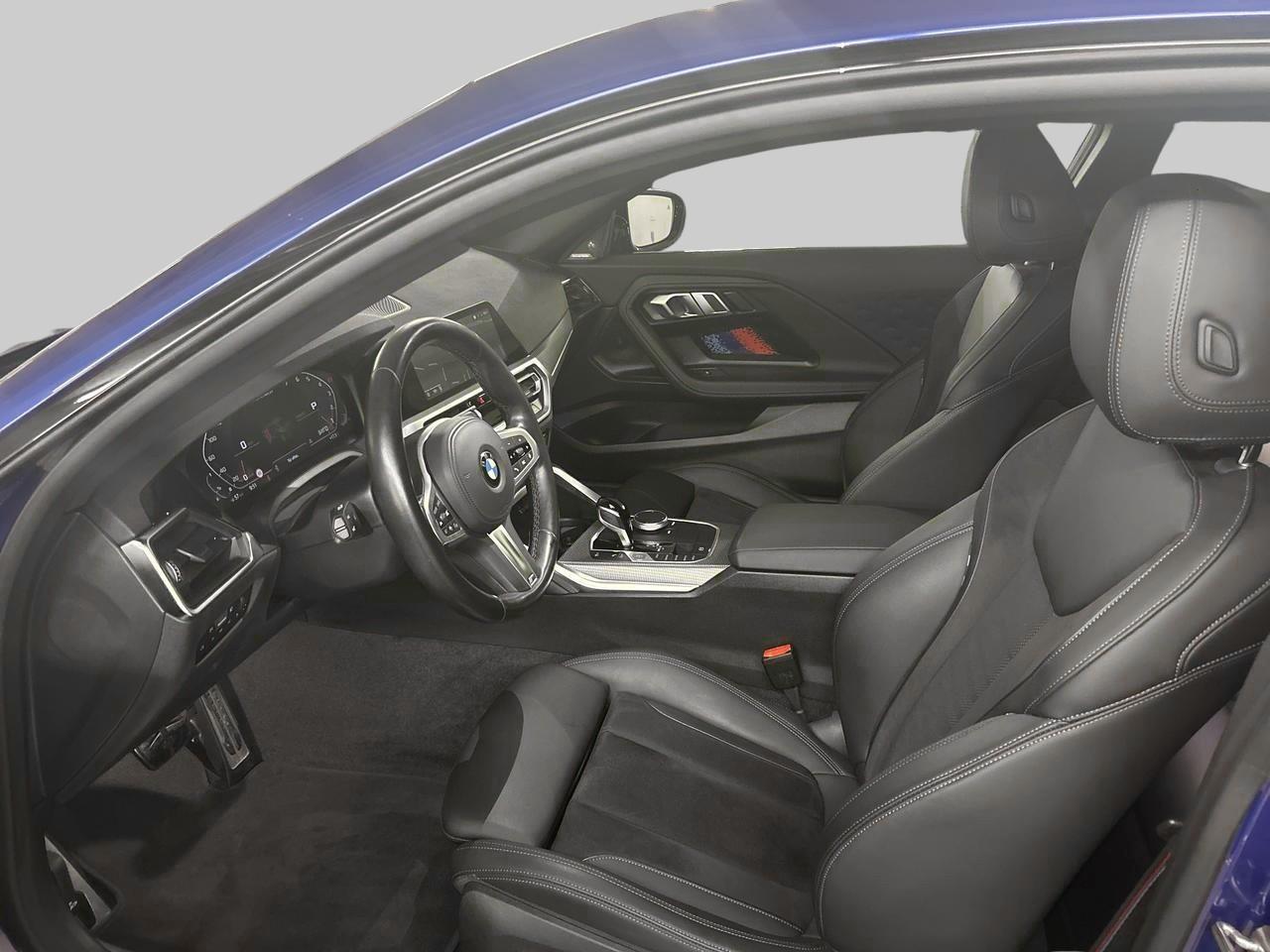 BMW M240i xDrive Coupé-image-11