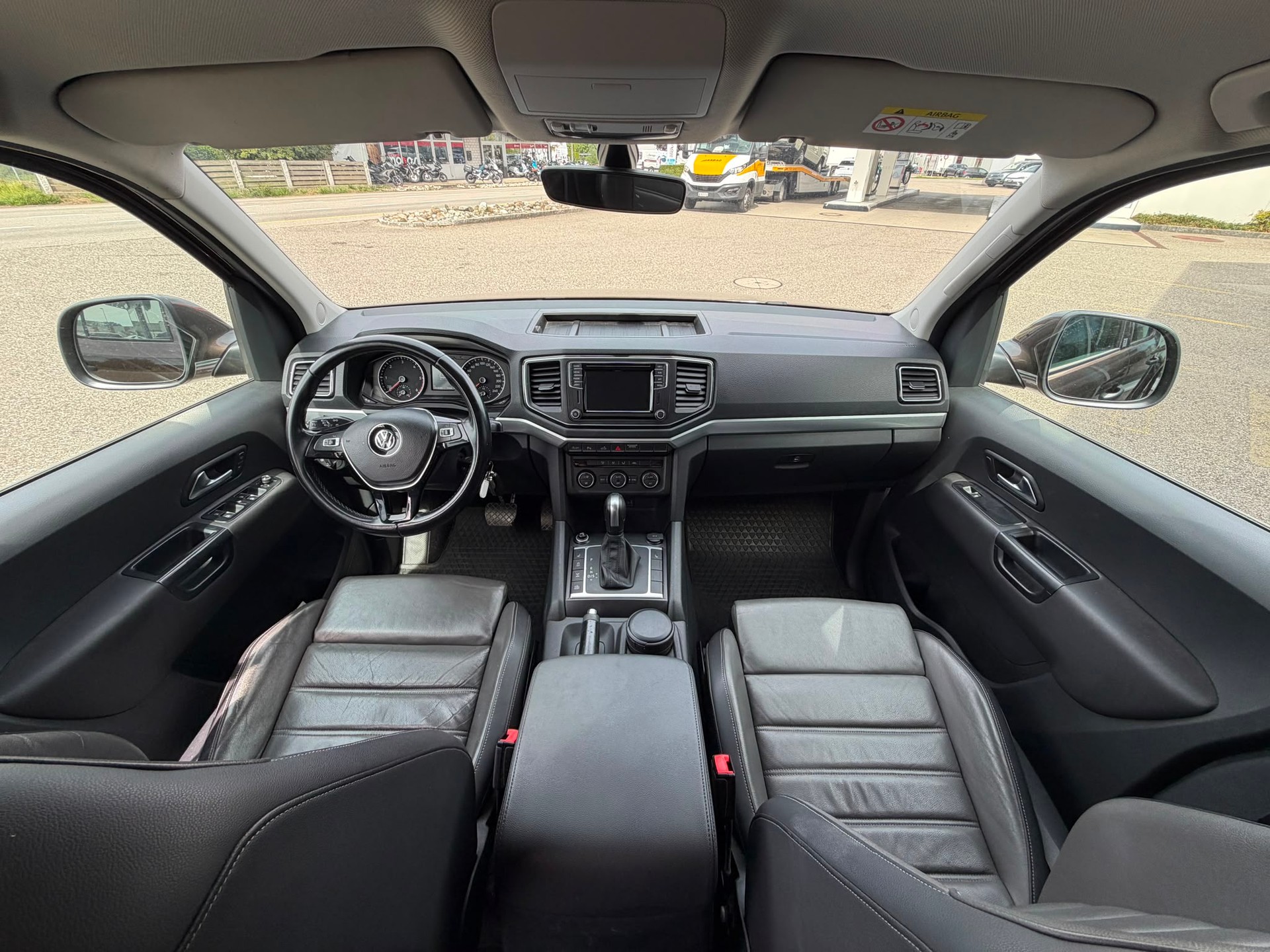VW Amarok 3.0TDI Crossline 4Motion Automatic-image-21