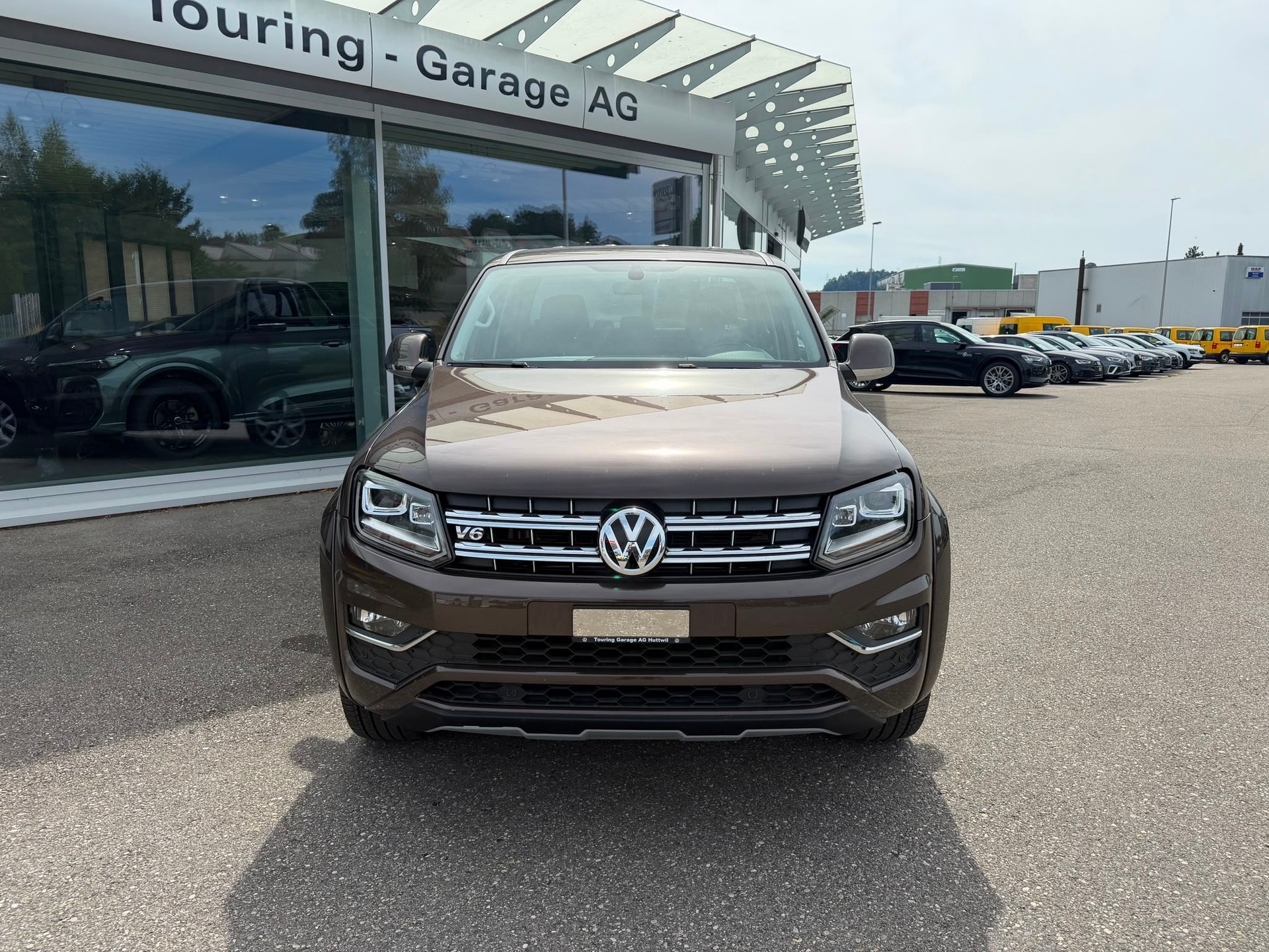 VW Amarok 3.0TDI Crossline 4Motion Automatic-image-7