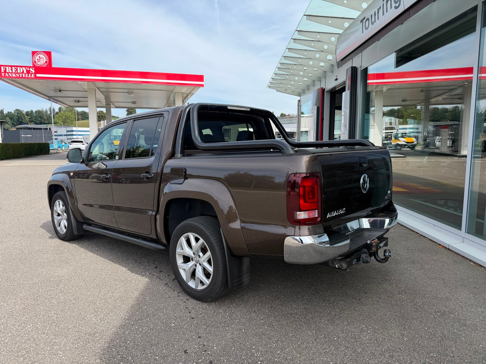 VW Amarok 3.0TDI Crossline 4Motion Automatic-showroom-element-2