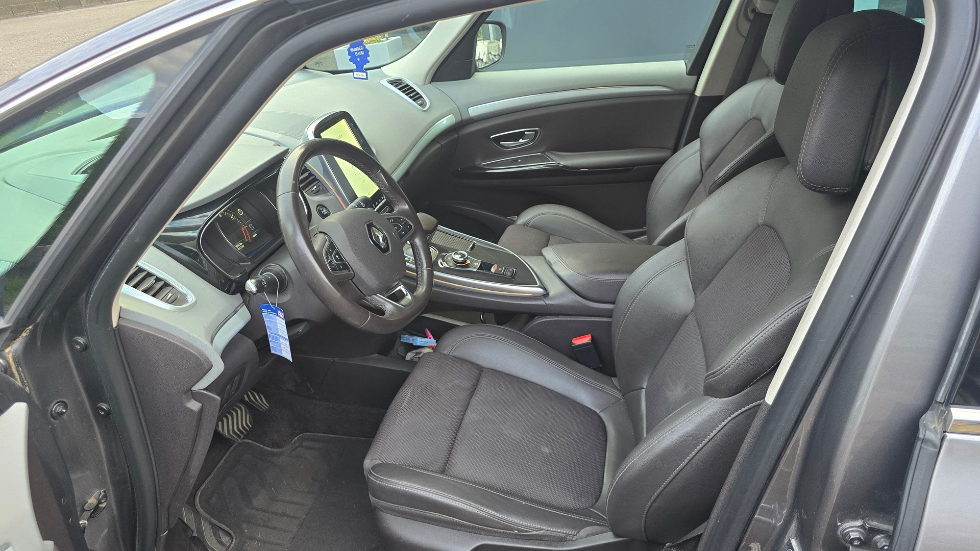 RENAULT 1.6 TCe Initiale EDC-image-2