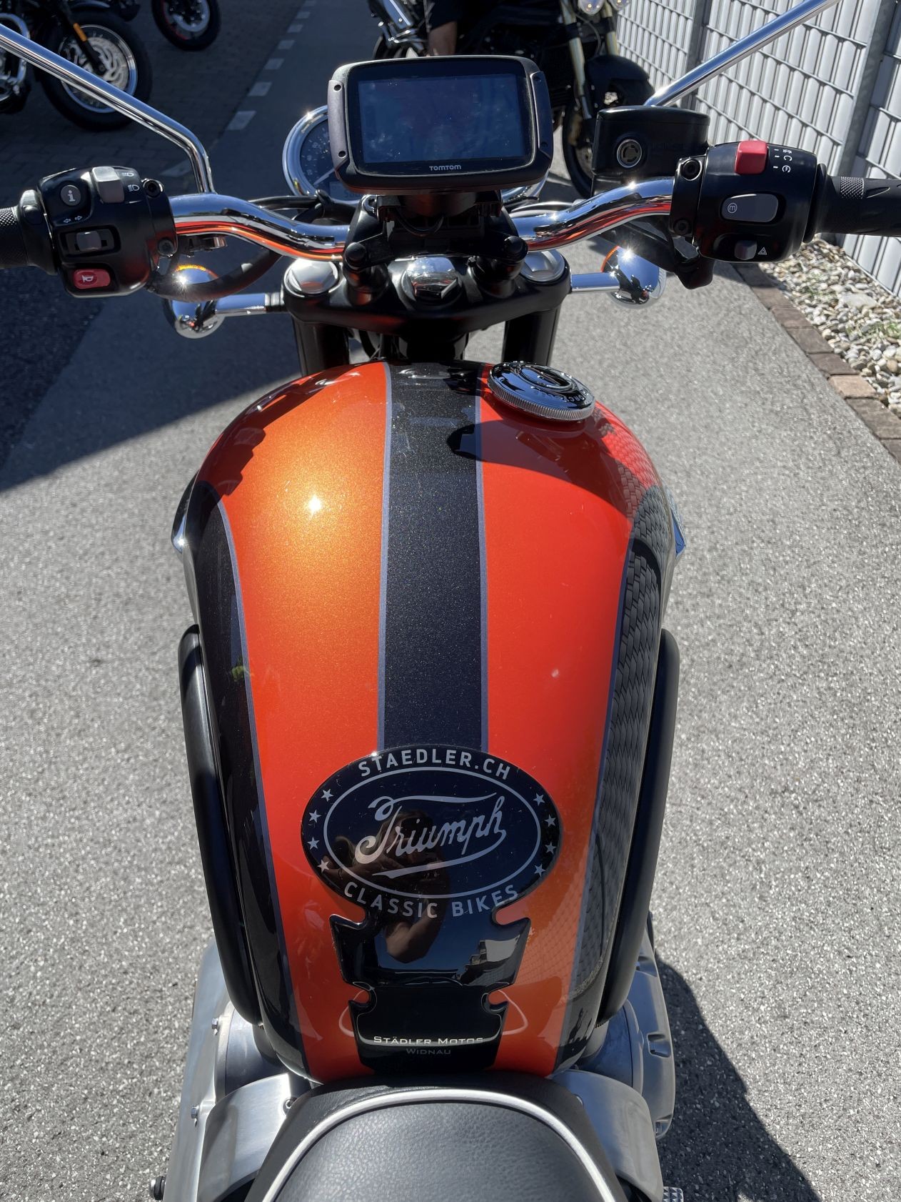 TRIUMPH Bonneville T120-image-5