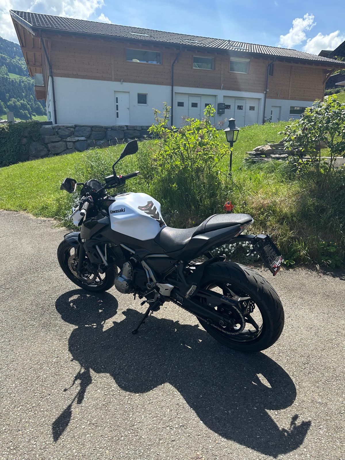 KAWASAKI Z 650 ABS-image-1