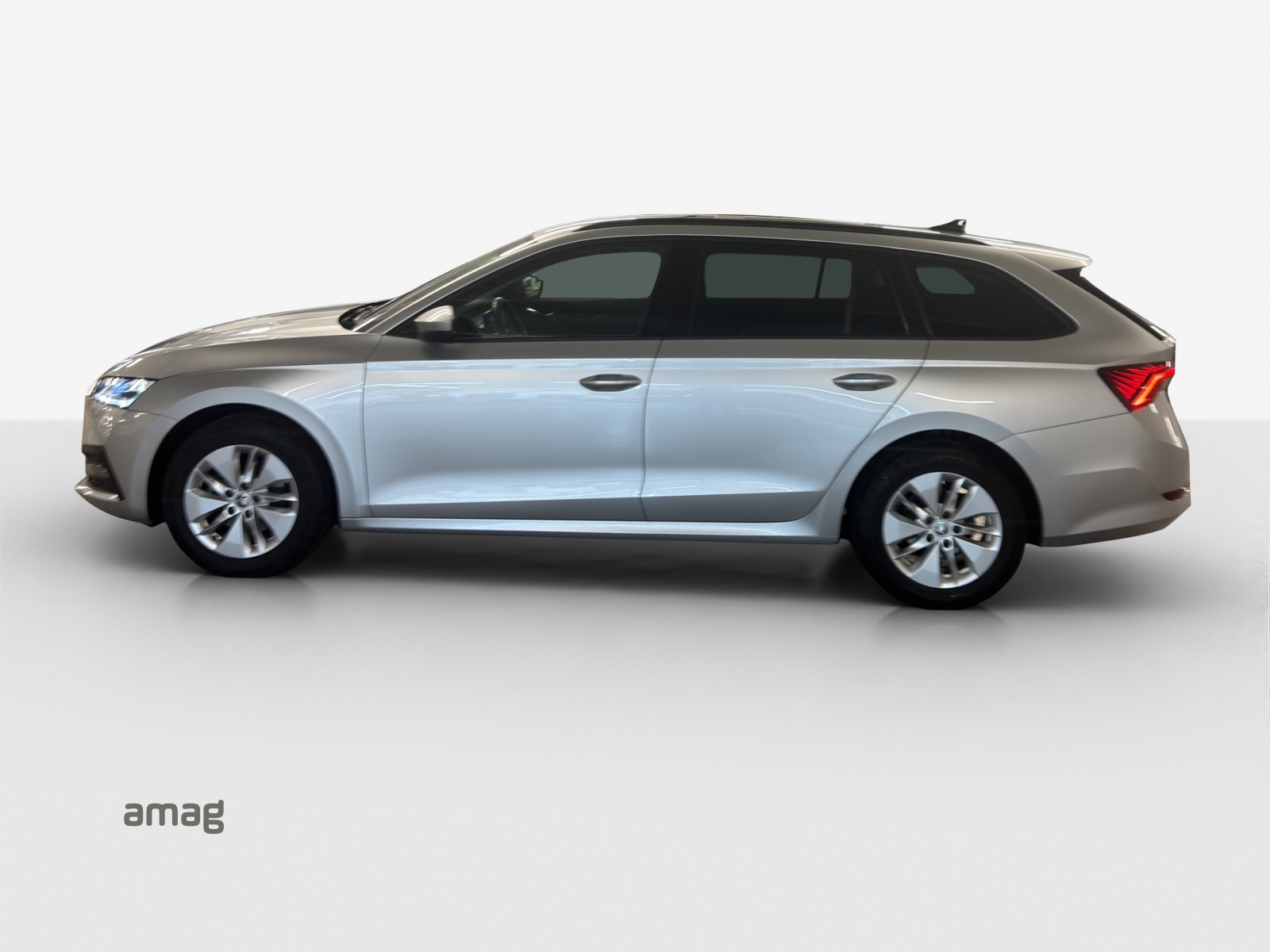 SKODA Octavia Combi 1.0 TSI mHEV DSG Ambition-showroom-element-1