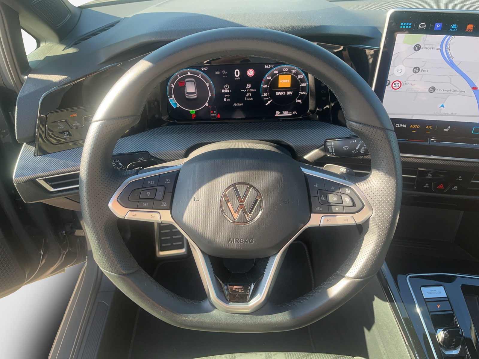 VW Golf 2.0 TSI R-Line DSG 4 Motion-image-9