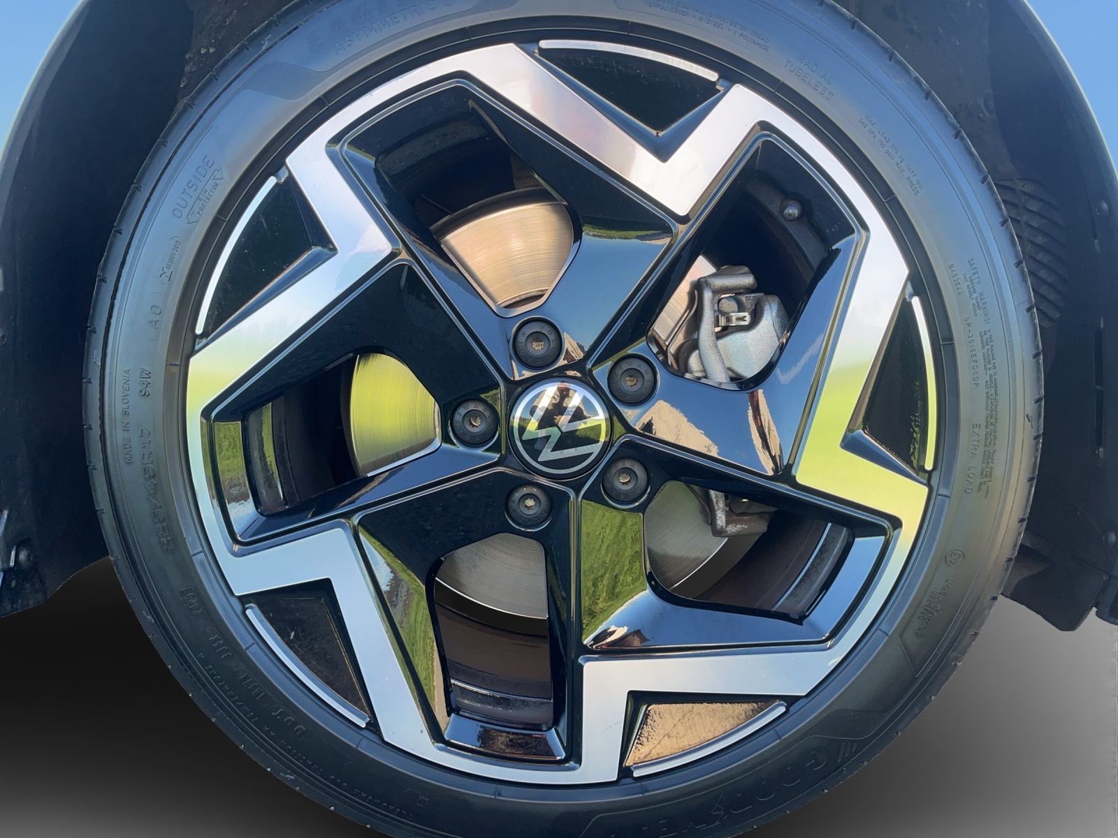 VW Golf 2.0 TSI R-Line DSG 4 Motion-image-15