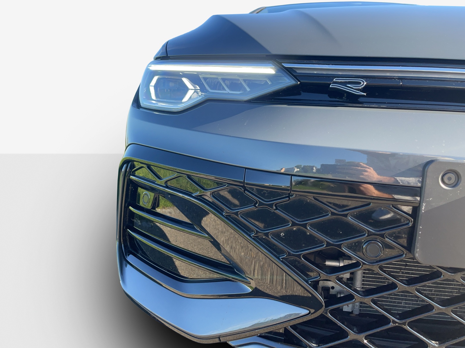 VW Golf 2.0 TSI R-Line DSG 4 Motion-image-13