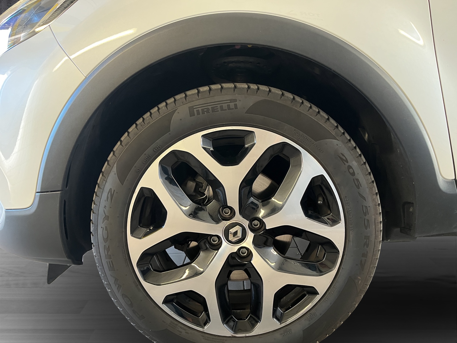 RENAULT Captur 1.3 TCe S-Edition EDC S/S-image-16