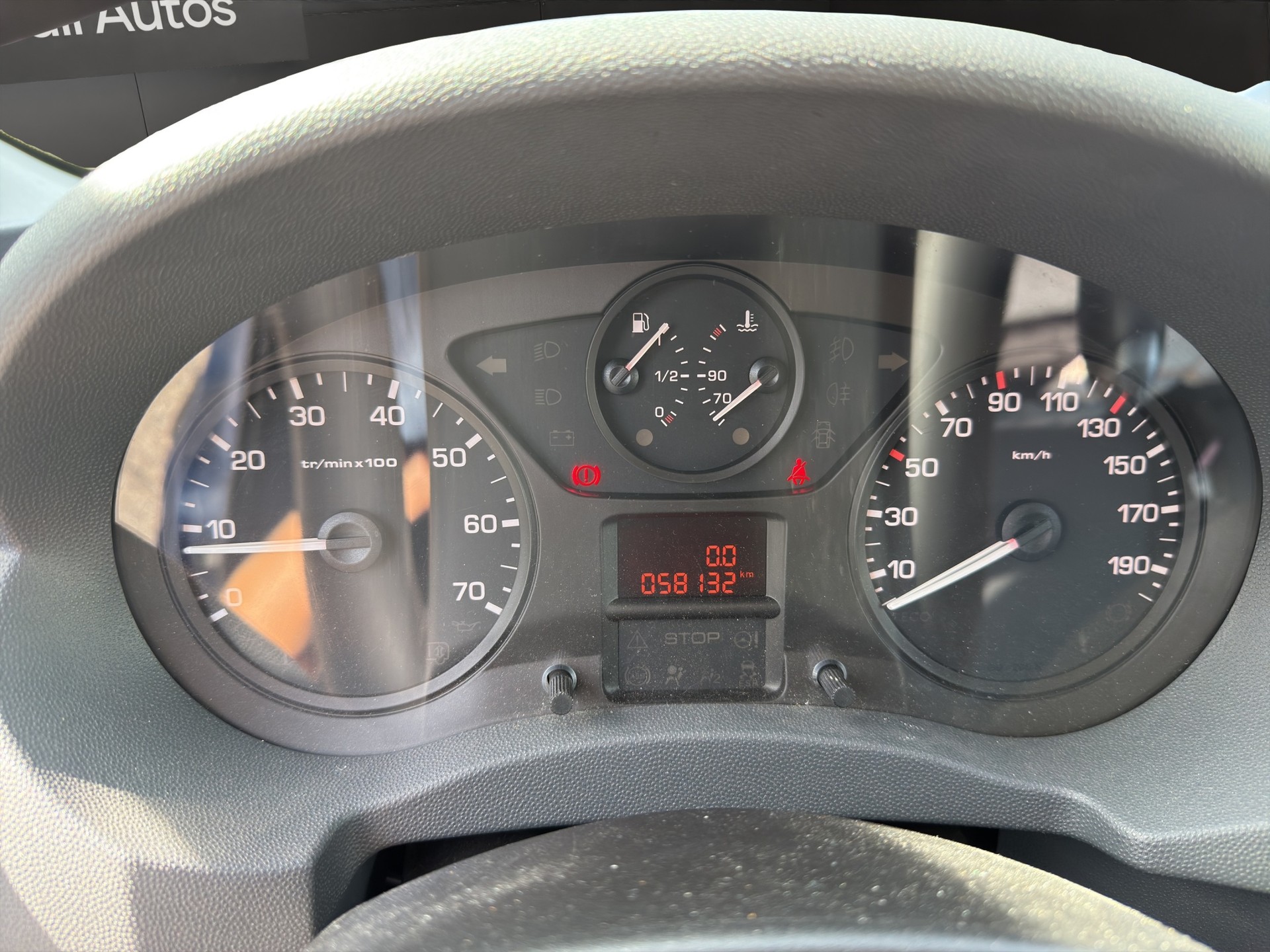 CITROEN Jumpy 2.0 HDi L2H1 Attraction-image-7