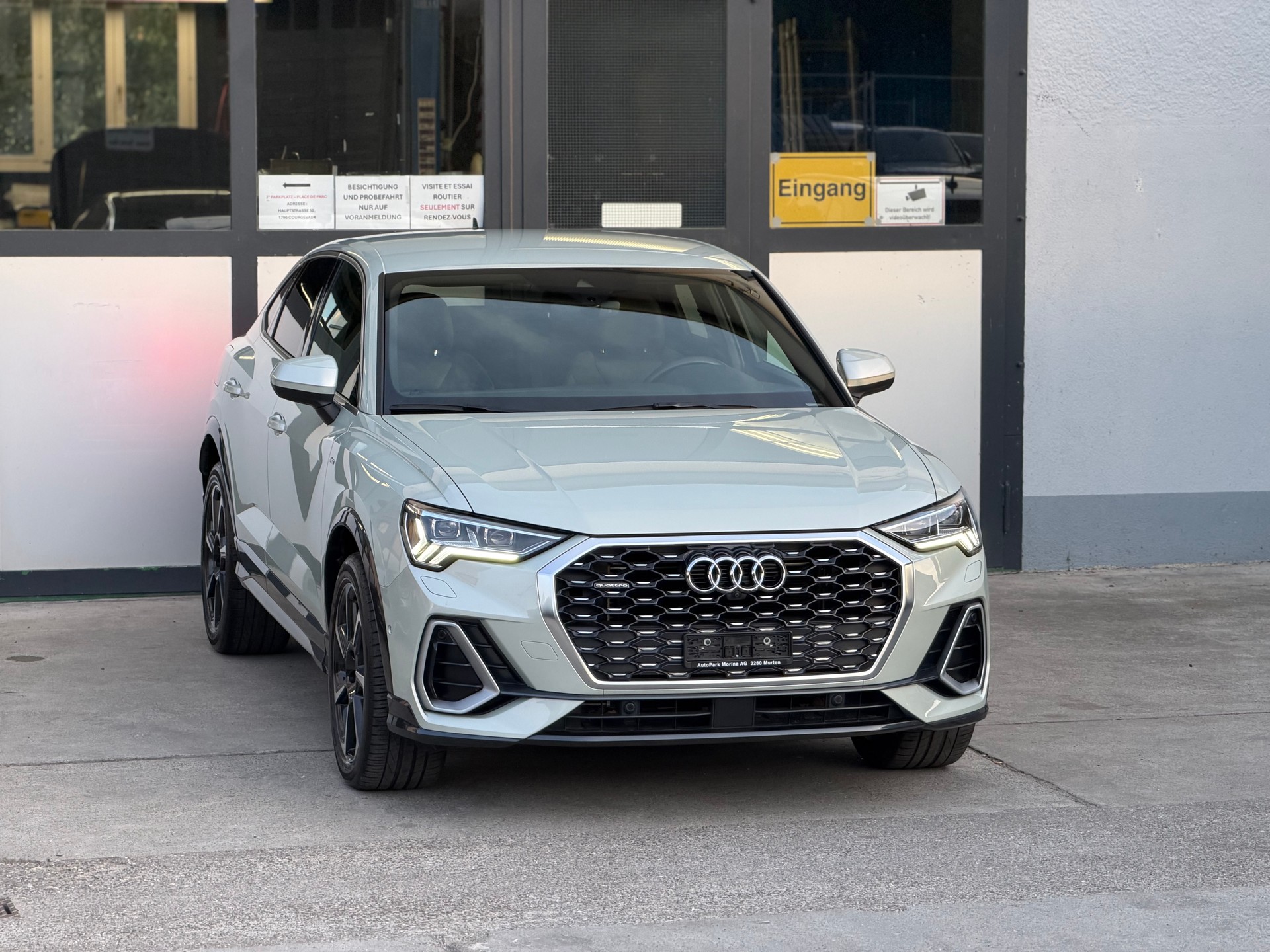 AUDI Q3 Sportback 45 TFSI S line quattro S-tronic-showroom-element-3