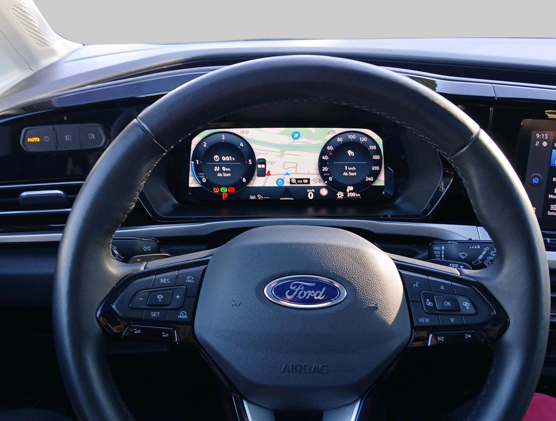 FORD Grand Tourneo Connect 2.0 EcoBlue Titanium Automat-image-11