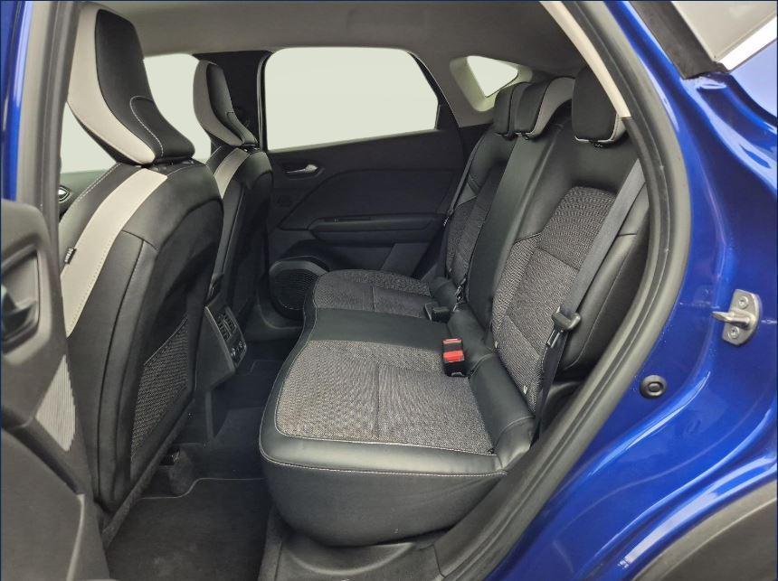 MITSUBISHI ASX 1.6 HEV Intense-showroom-element-3