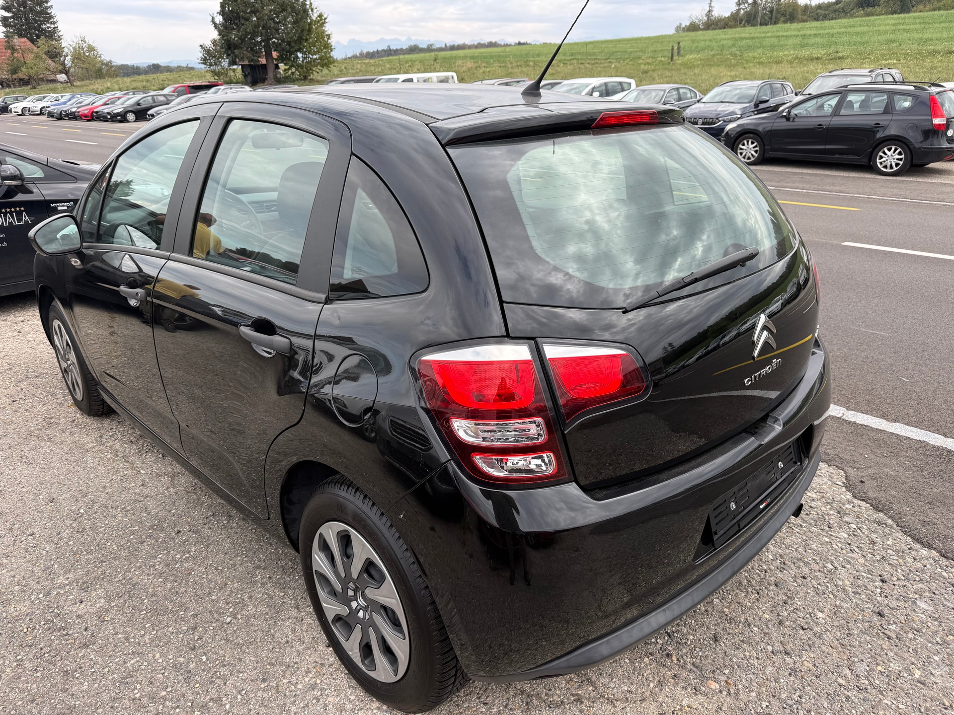 CITROEN C3 1.0i Attraction-image-3
