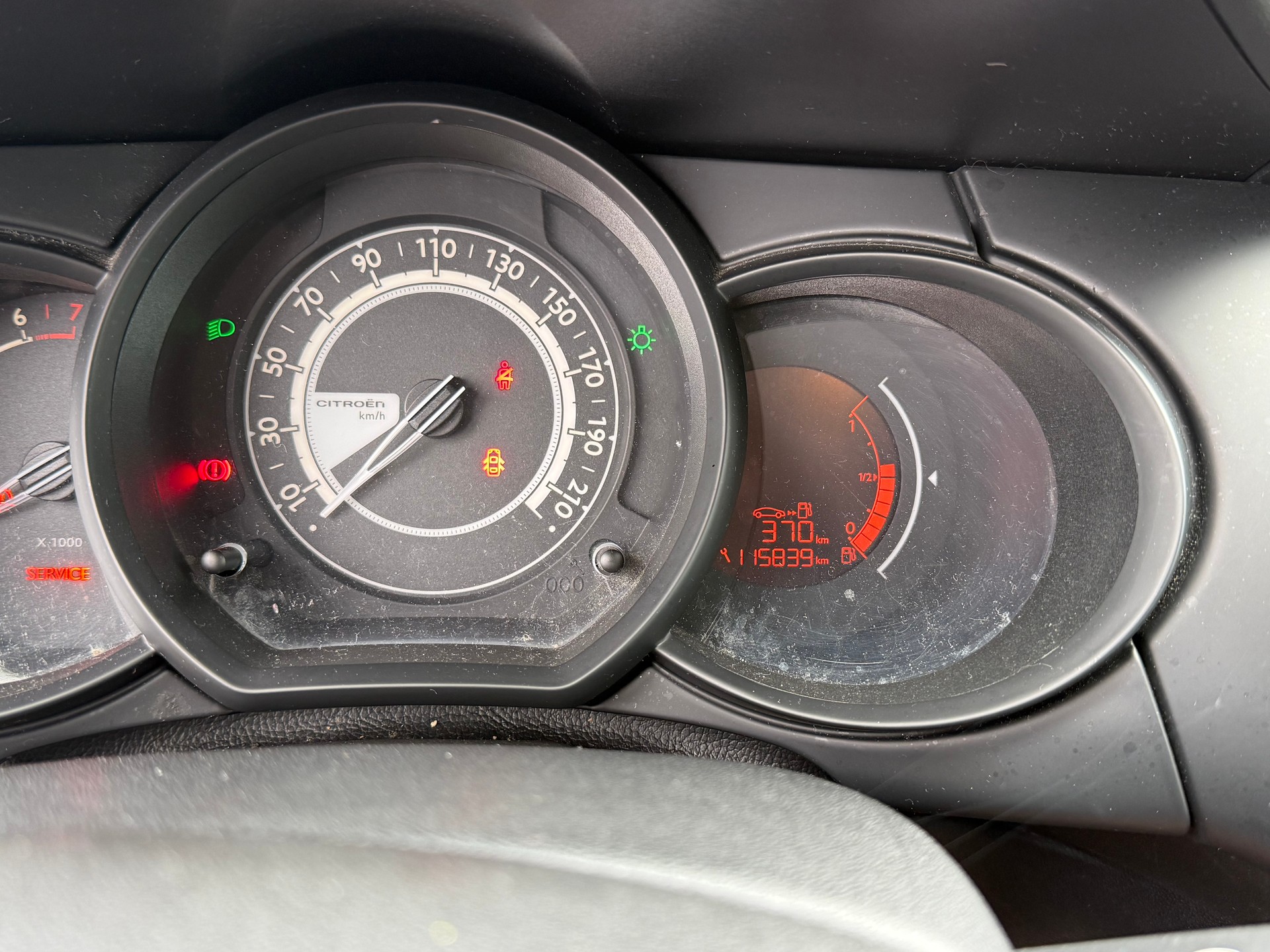CITROEN C3 1.0i Attraction-image-6