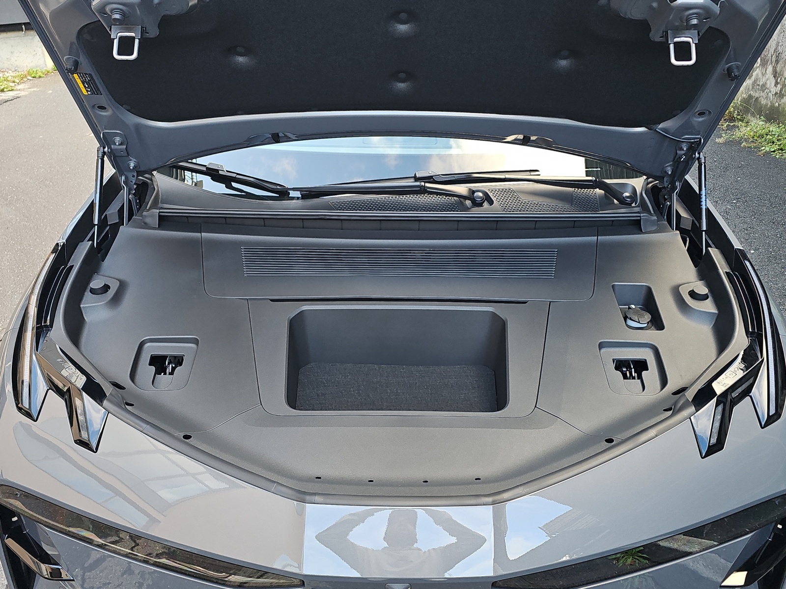 ZEEKR X 69kWh Privilege AWD (My 2026)-image-24