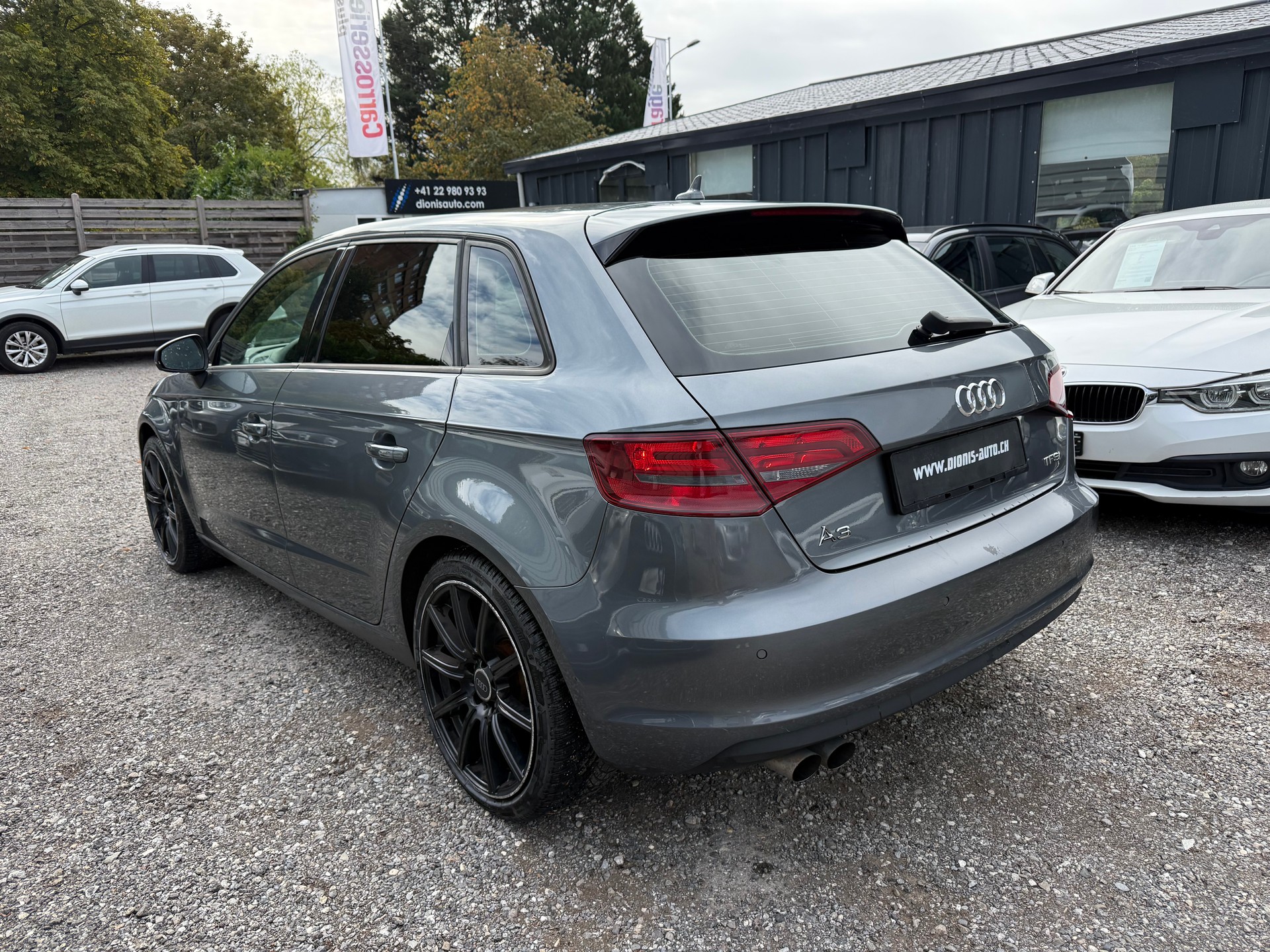 AUDI A3 Sportback 1.4 TFSI Ambiente S-tronic-image-5