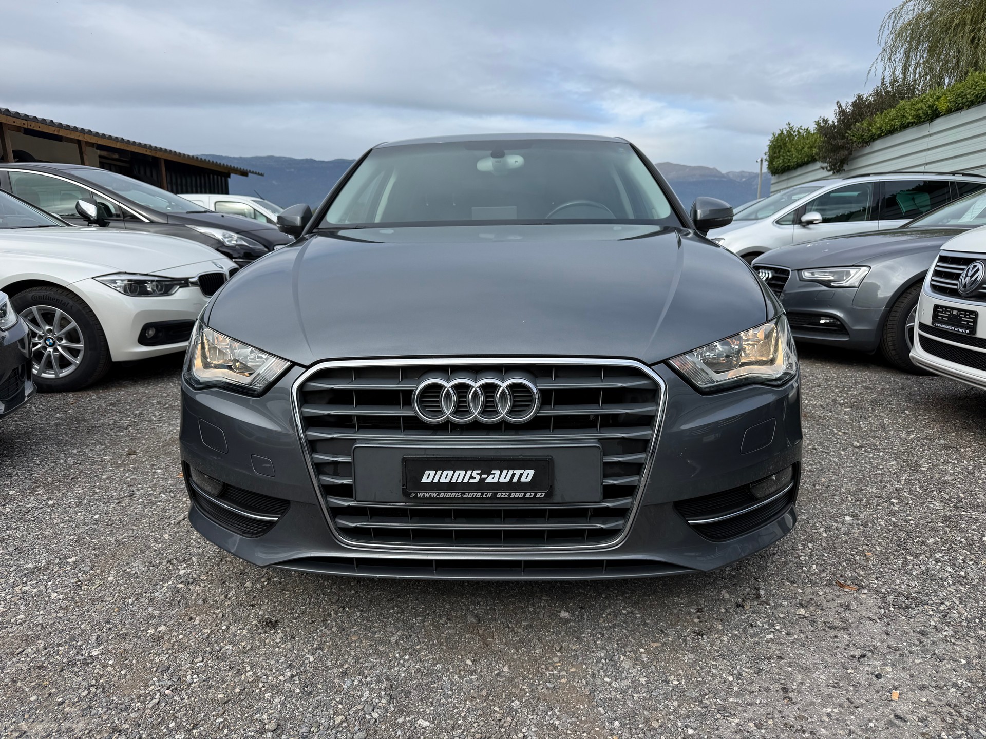 AUDI A3 Sportback 1.4 TFSI Ambiente S-tronic-showroom-element-1
